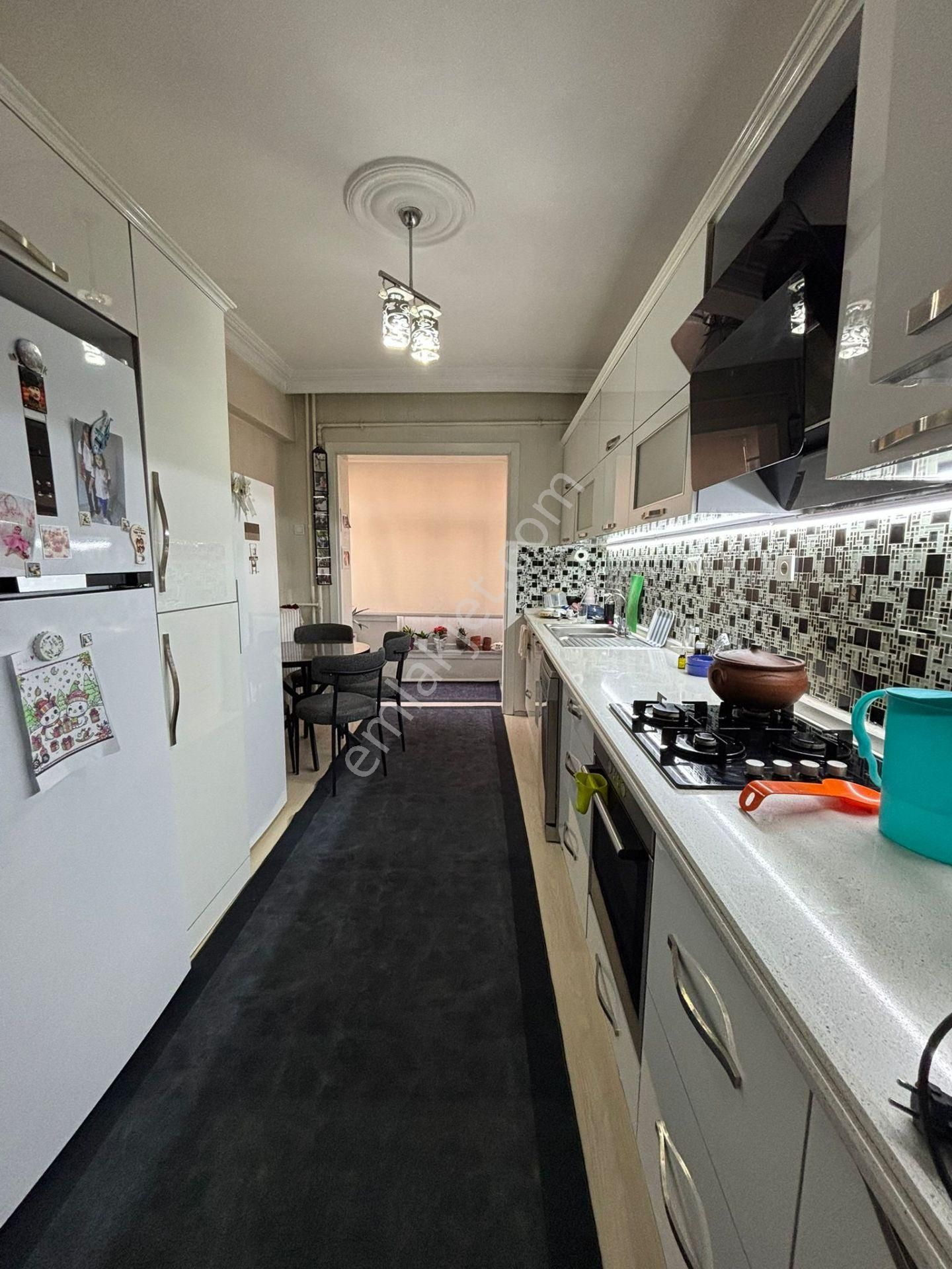 Selçuklu Nalçacı Lambalarının Dibi Kompe Rezerve Etilmiş Kapalı Otoparklı 3+1 Daire - Görsel 3