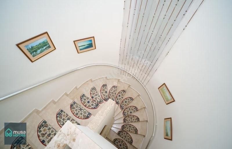 Alanya Konaklıda Denize 400 M Full Eşyalı 3+1 Villa - Görsel 16