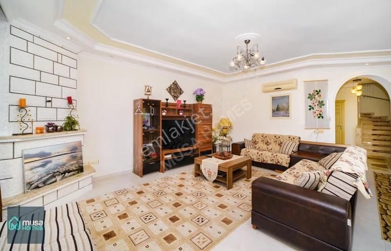 Alanya Konaklıda Denize 400 M Full Eşyalı 3+1 Villa - Görsel 21