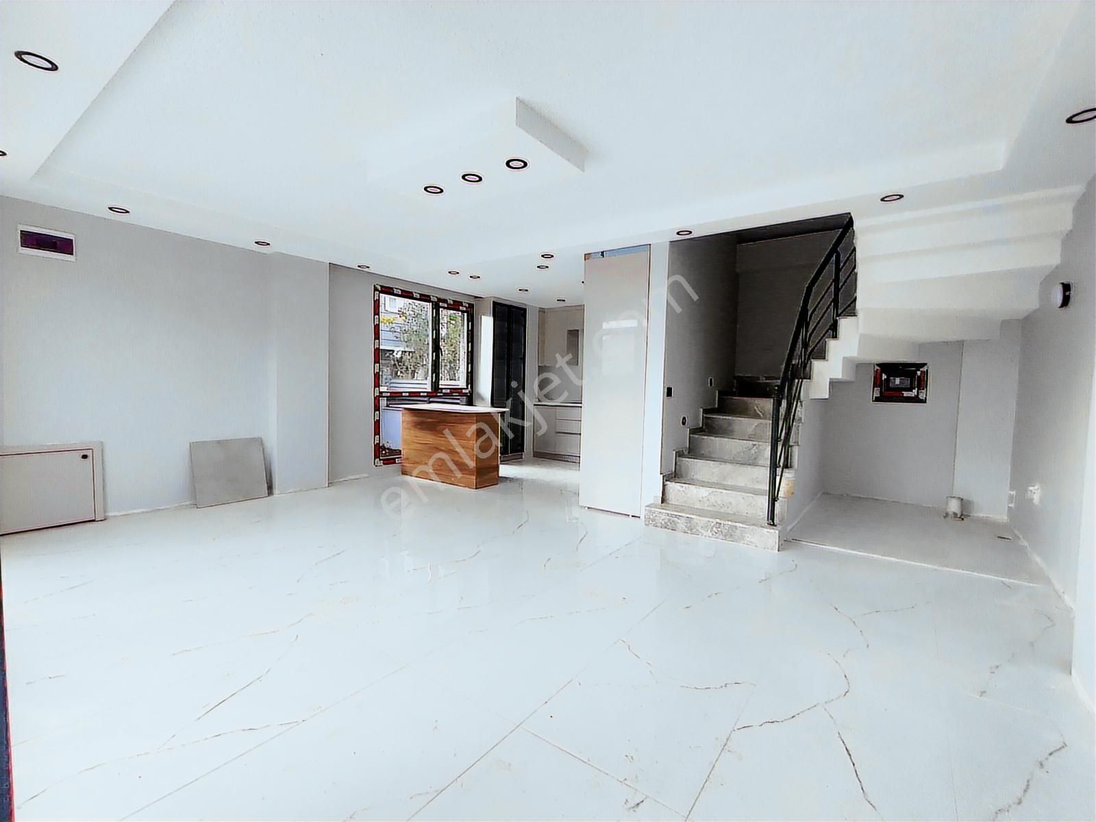 Kartallardan Merkeze Yakın,kanalizasyonlu, Alttan Isıtmalı Villa - Görsel 5