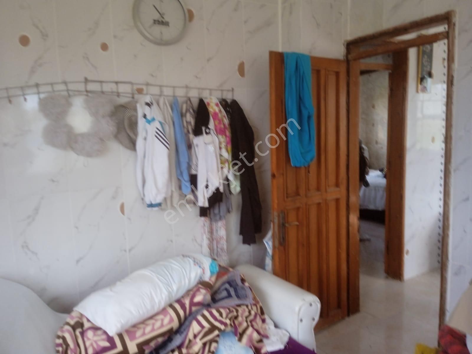 Karataş İskele Mh.de 278 M2 Arsa İçinde 3 Katlı Satılık Ev - Görsel 5