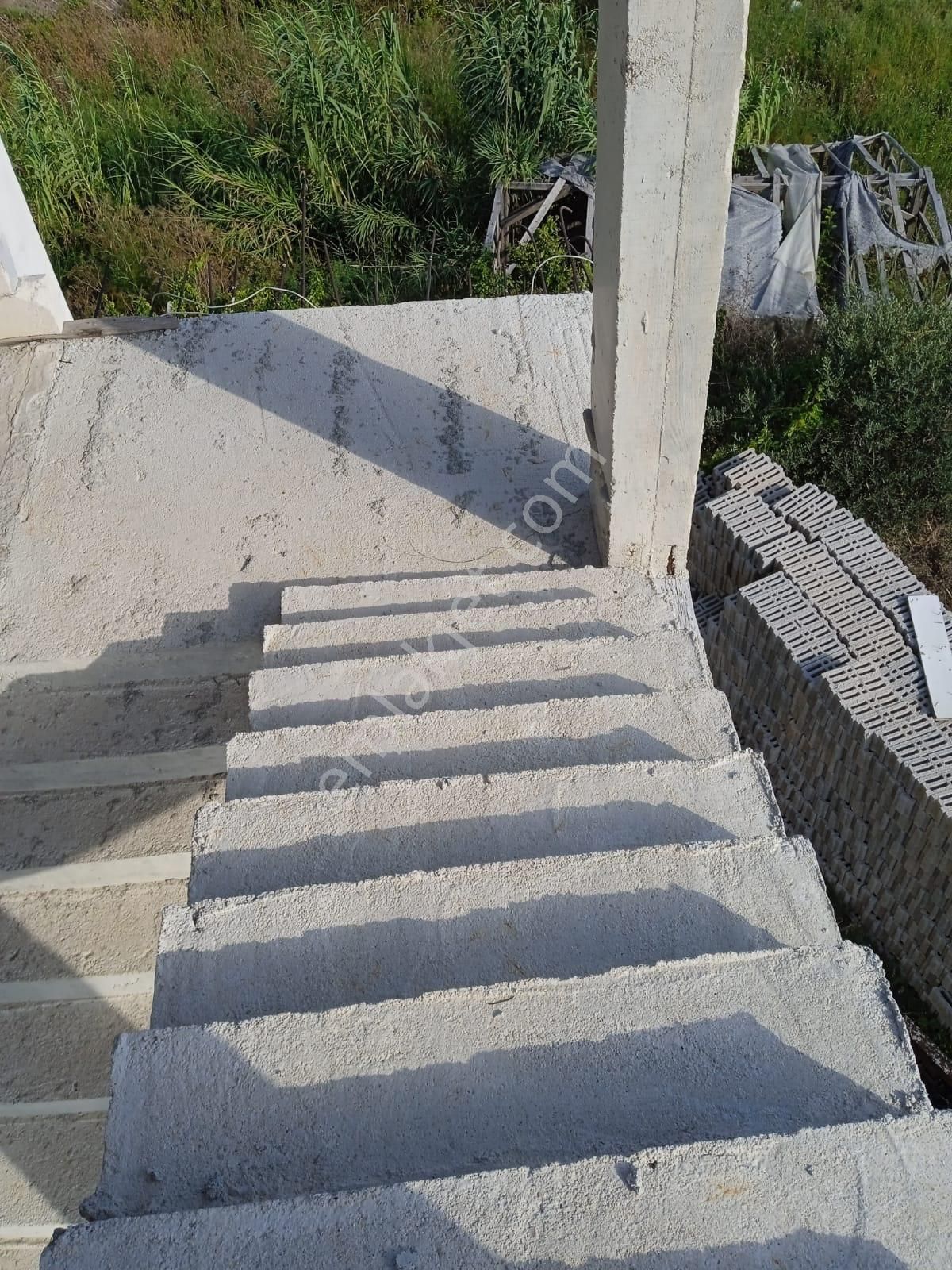 Karataş İskele Mh.de 278 M2 Arsa İçinde 3 Katlı Satılık Ev - Görsel 15