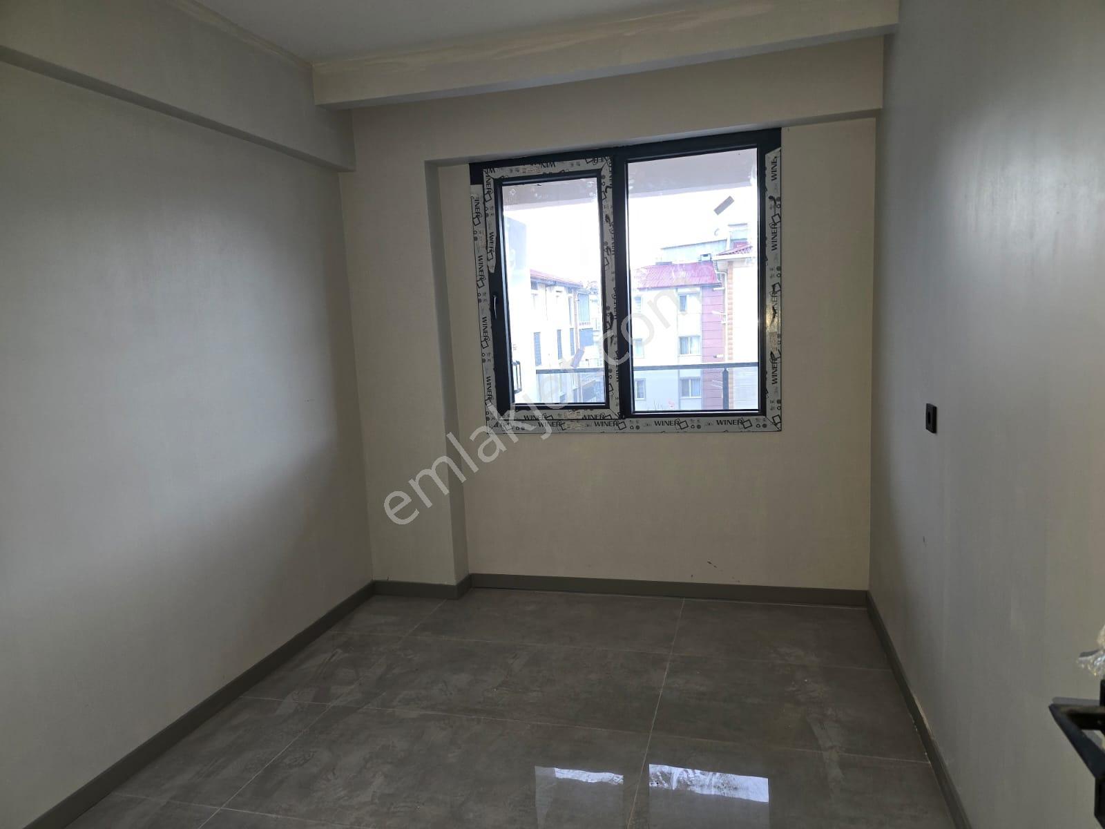Remax Den Sağlık Mah. Yerden Isıtmalı Lüks 2+1 Dair - Görsel 4