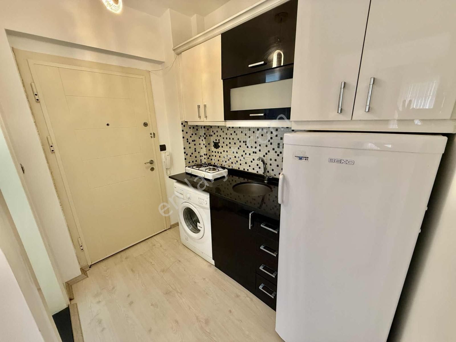 Kınıklı Bursa Caddesinde 2+1 Arakat Sıfır Eşyalı Apart - Görsel 8