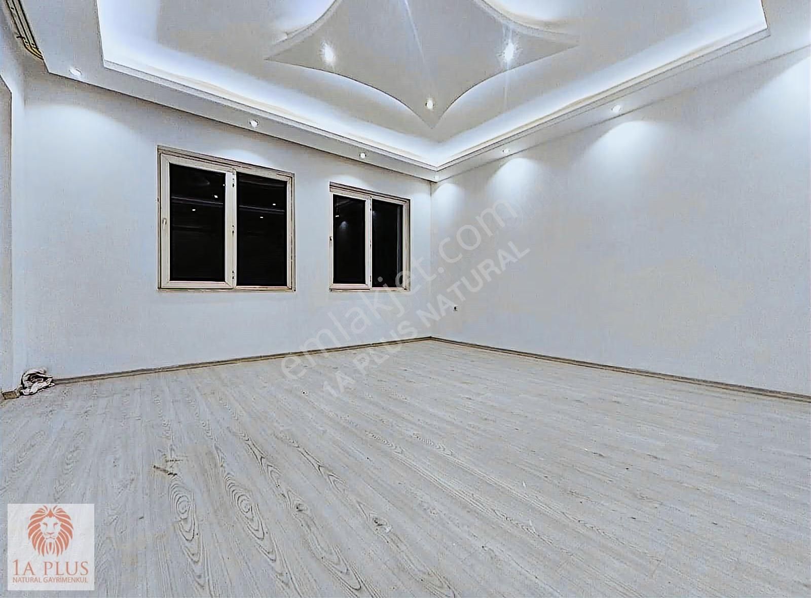 3+1 155 M2 Asansörlü Ebeveyn Banyolu Ara Kat Temiz Sitede - Görsel 12