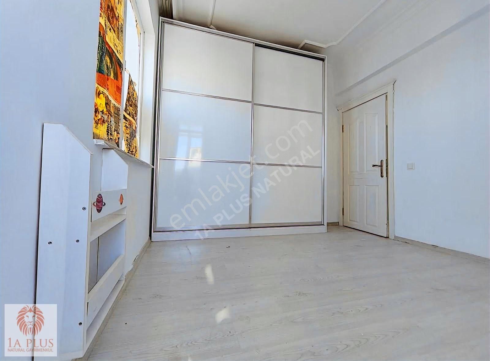 3+1 155 M2 Asansörlü Ebeveyn Banyolu Ara Kat Temiz Sitede - Görsel 32