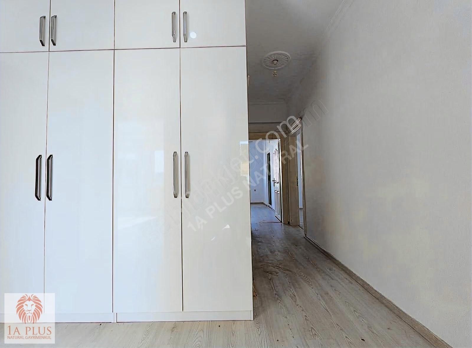 3+1 155 M2 Asansörlü Ebeveyn Banyolu Ara Kat Temiz Sitede - Görsel 35