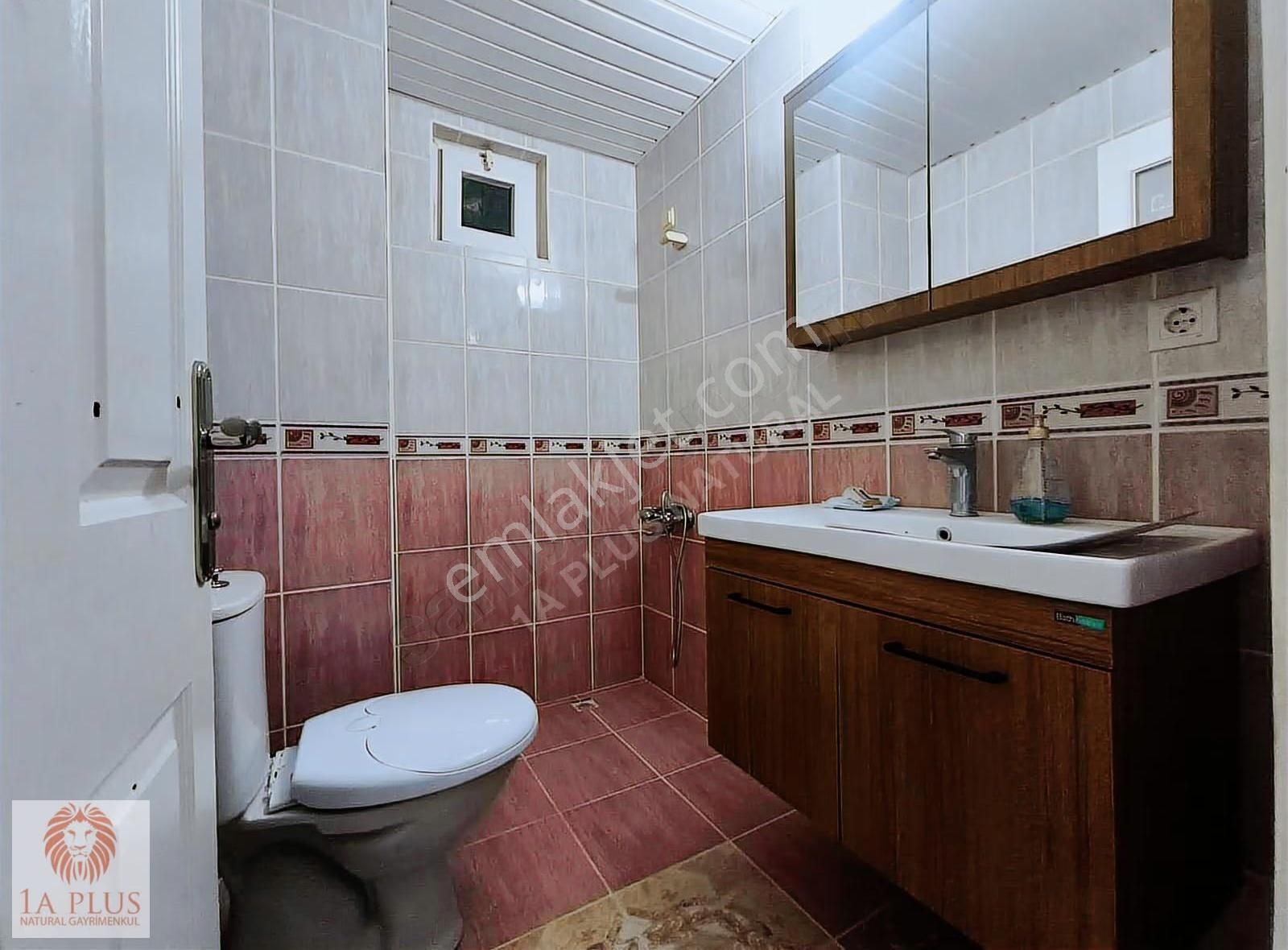 3+1 155 M2 Asansörlü Ebeveyn Banyolu Ara Kat Temiz Sitede - Görsel 27