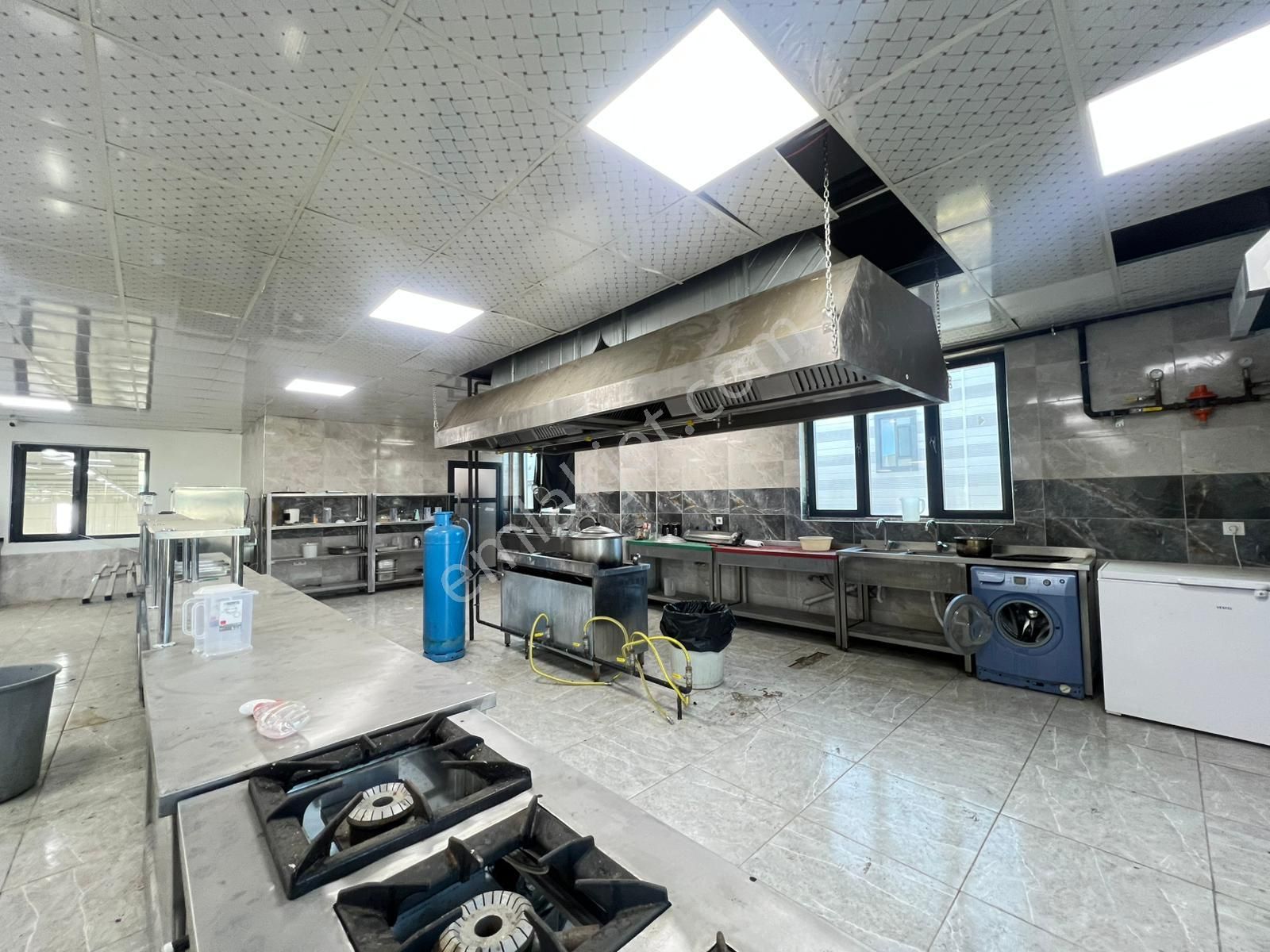 Makro Life Gayrimenkul'den Tekstil Kent'te Boş Kiralık Fabrika - Görsel 17