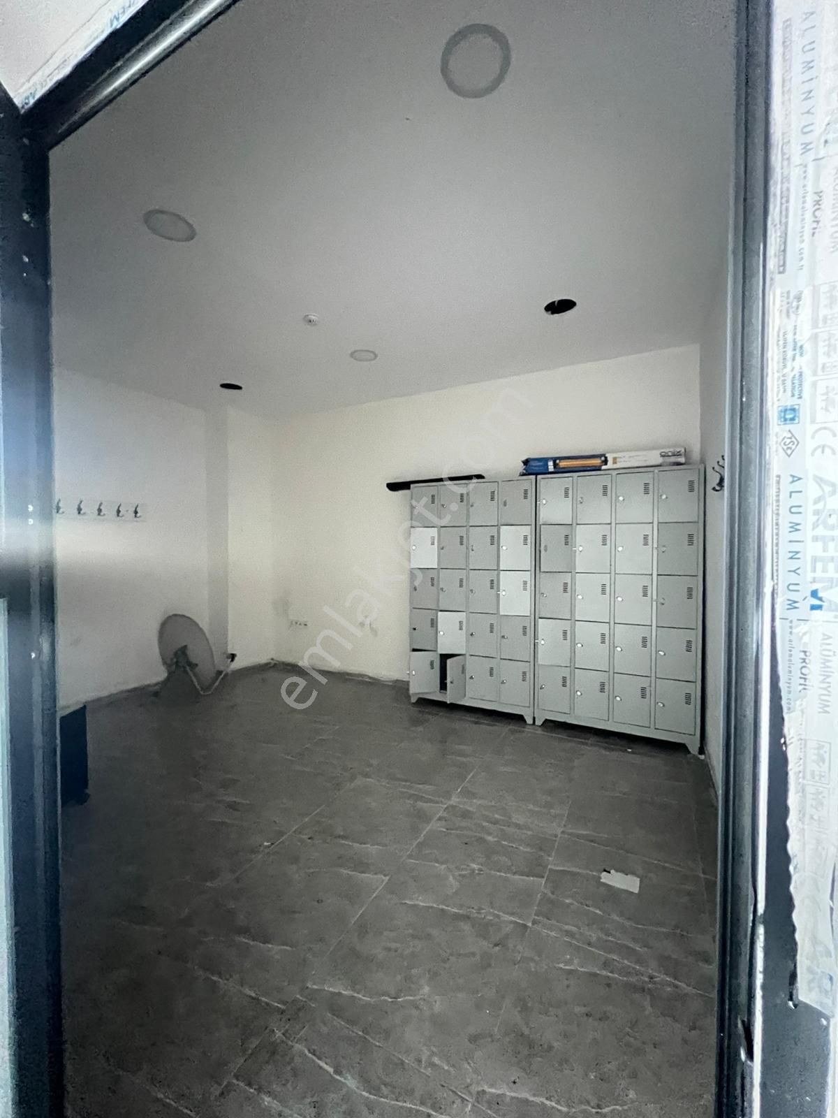 Makro Life Gayrimenkul'den Tekstil Kent'te Boş Kiralık Fabrika - Görsel 5