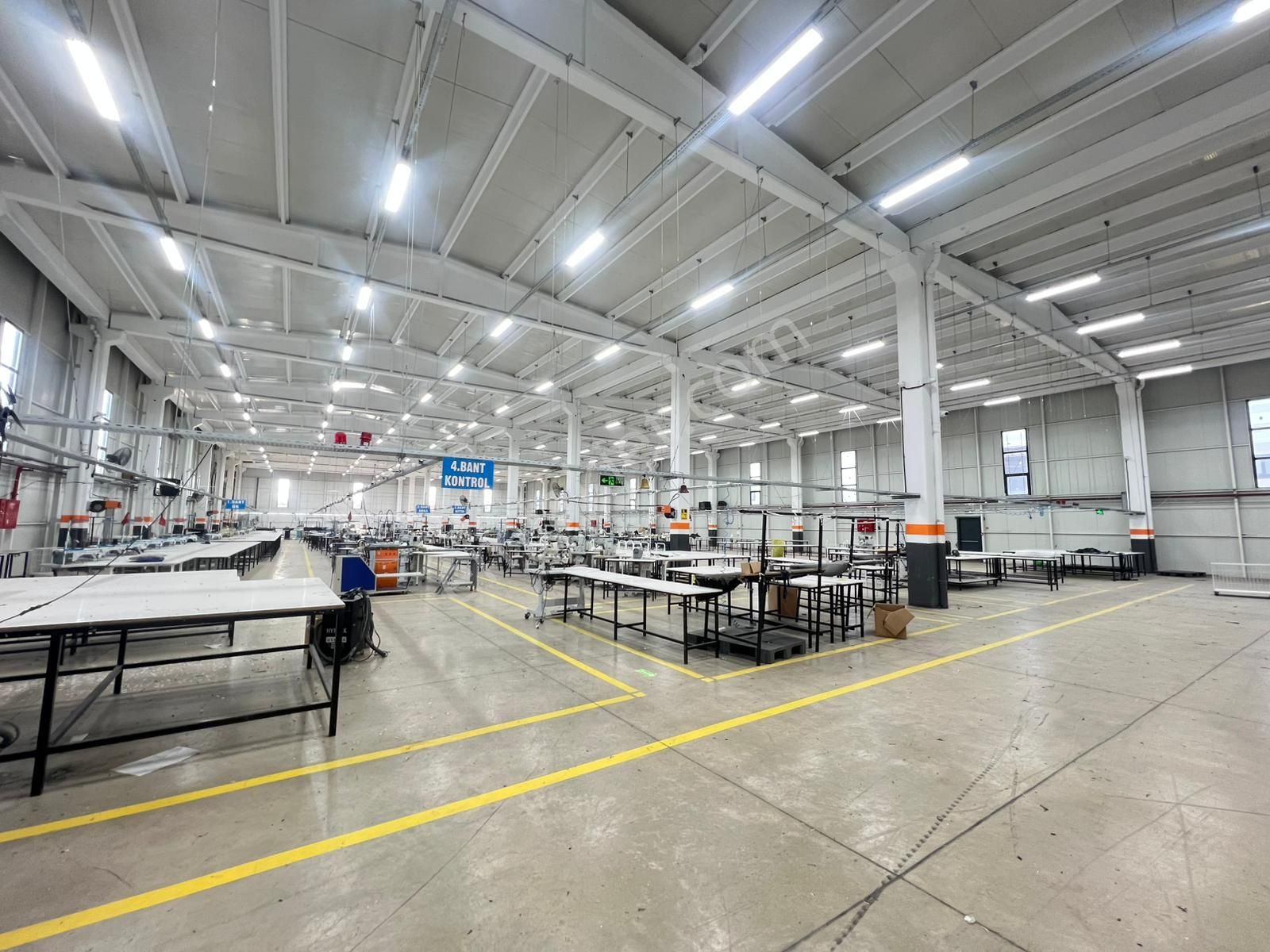 Makro Life Gayrimenkul'den Tekstil Kent'te Boş Kiralık Fabrika - Görsel 2