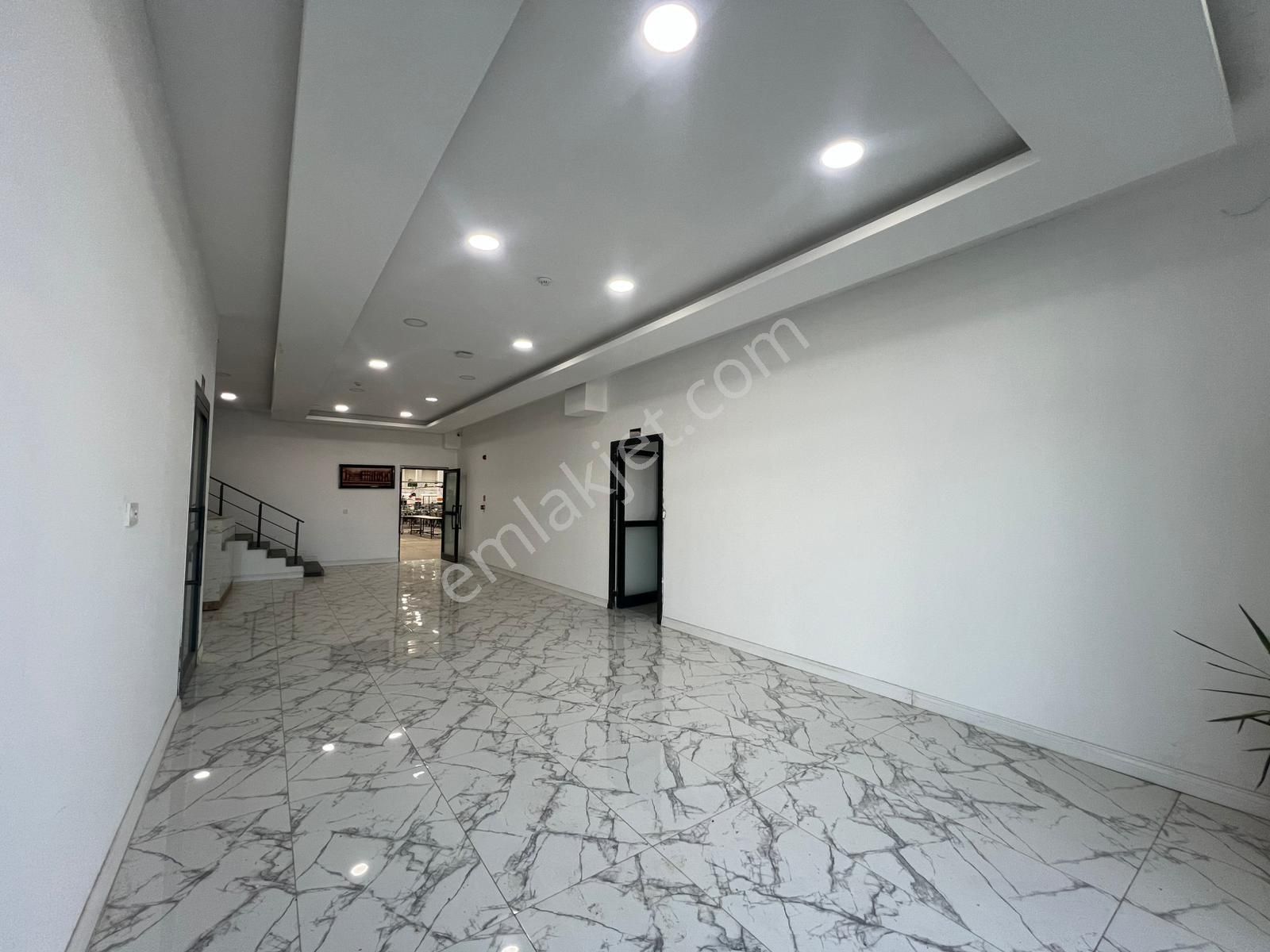 Makro Life Gayrimenkul'den Tekstil Kent'te Boş Kiralık Fabrika - Görsel 13