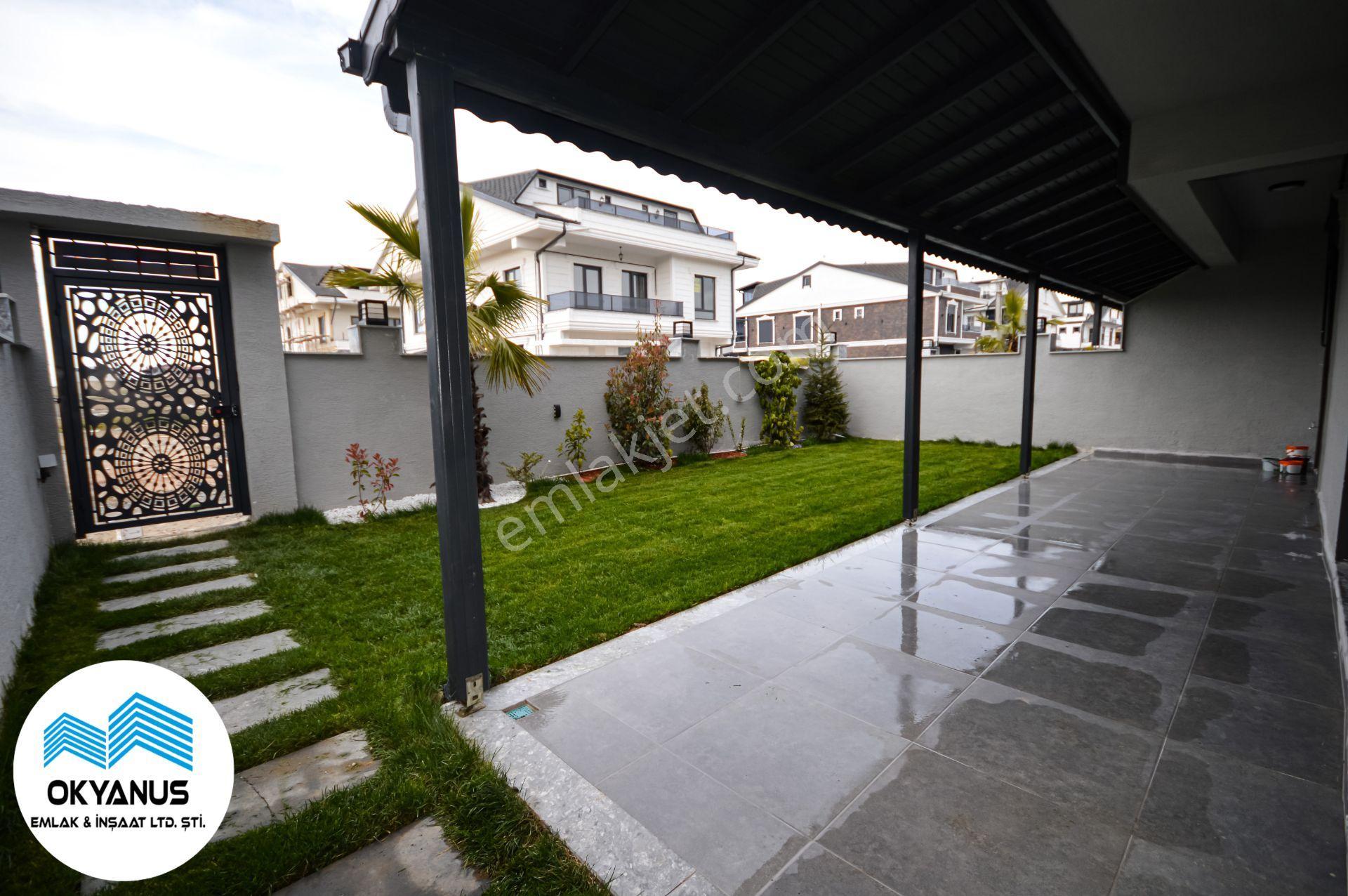 Kocaali De Havuzlu Ve Geniş Bahçeli! Mutfak Ayrı 4+1 Villa - Görsel 4