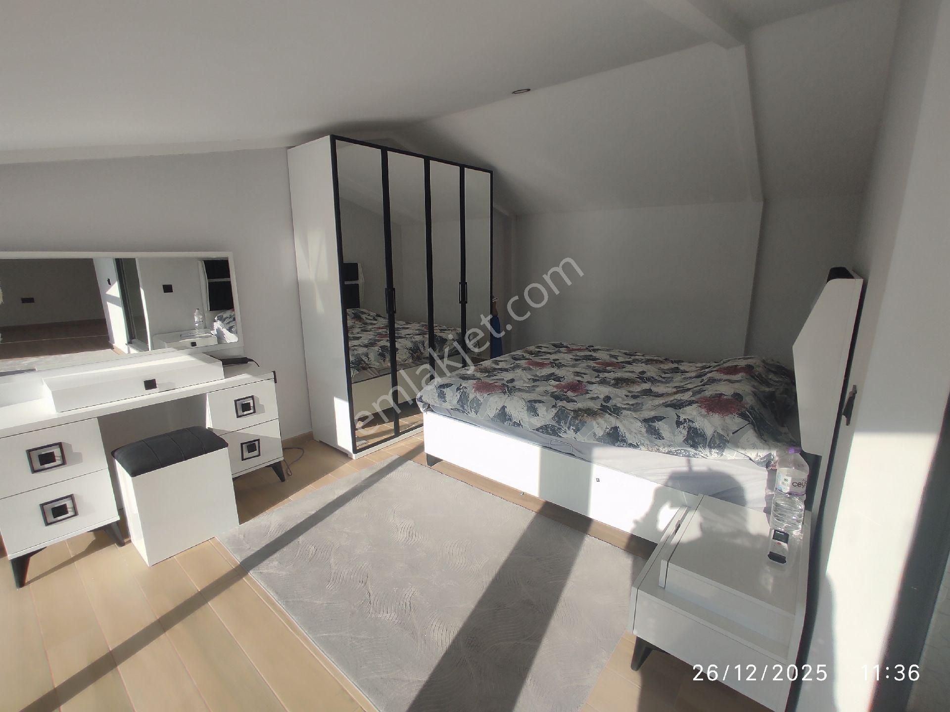 Nuray Ayhan'dan Site İçinde Müstakil Havuzlu Eşyalı Kiralık Villa - Görsel 11