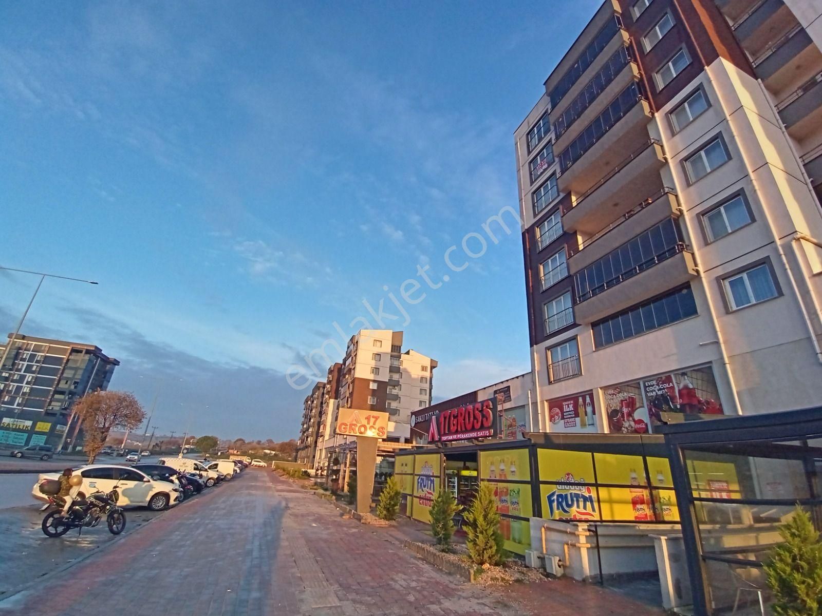 Çanakkale Esenler-karacaören'de Satılık Geniş 3+1 Daire!