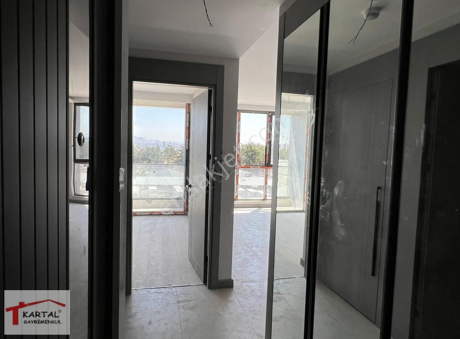 Kartal'dan Bağdat Caddesi İpektaş Caddede Ara Kat Kiralık 1+1 - Görsel 7