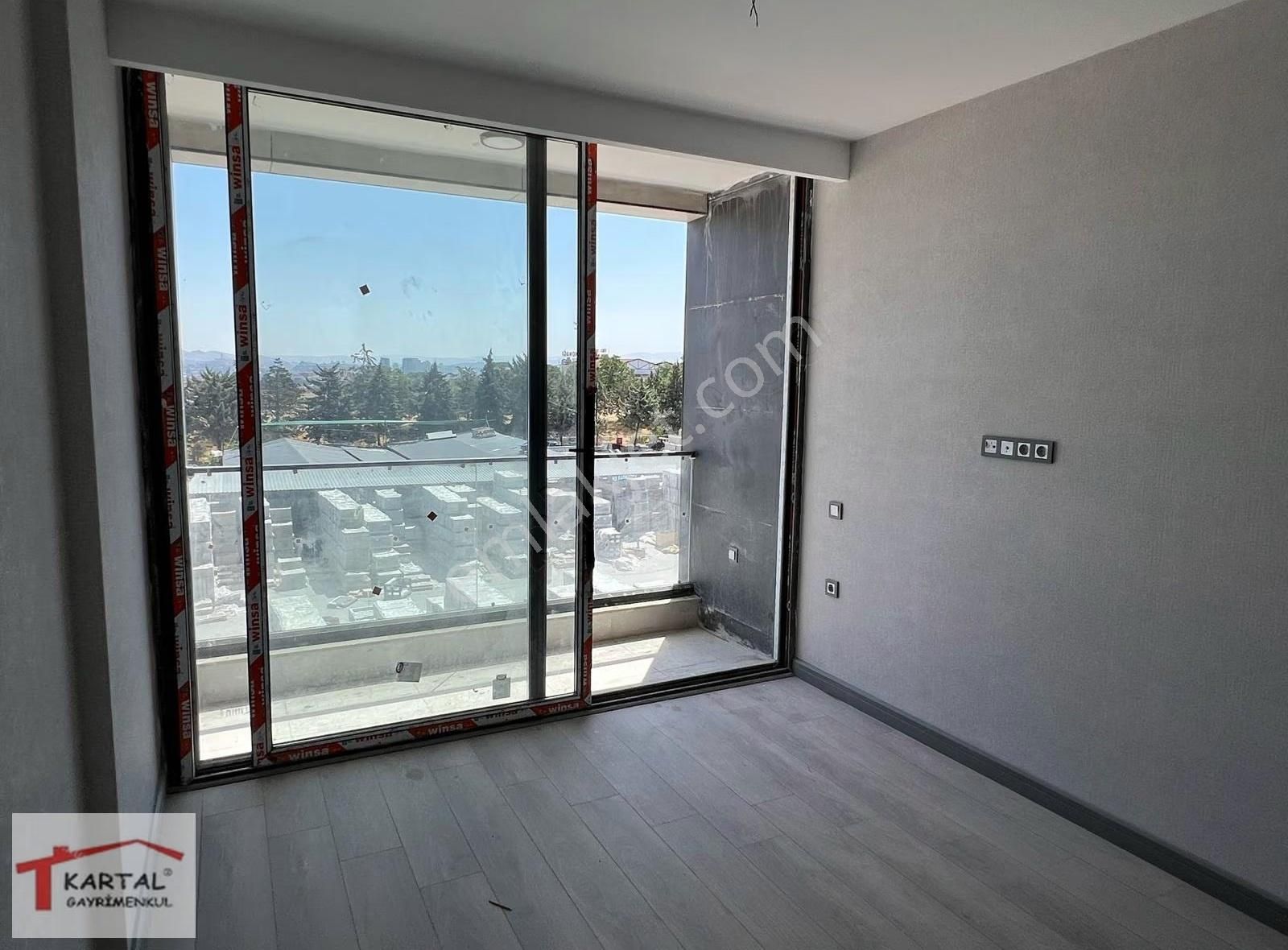 Kartal'dan Bağdat Caddesi İpektaş Caddede Ara Kat Kiralık 1+1 - Görsel 6