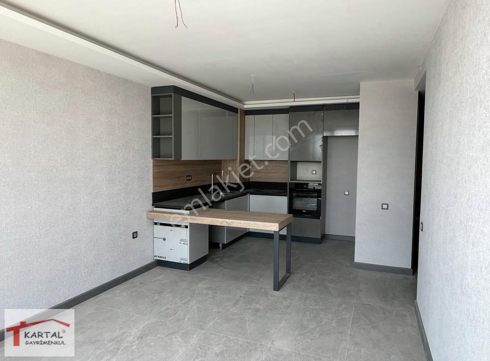 Kartal'dan Bağdat Caddesi İpektaş Caddede Ara Kat Kiralık 1+1 - Görsel 24