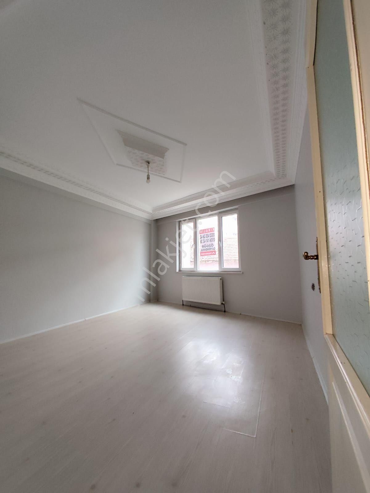 Tombakzade Cadde Üzeri Kiralık 2+1 - Görsel 15