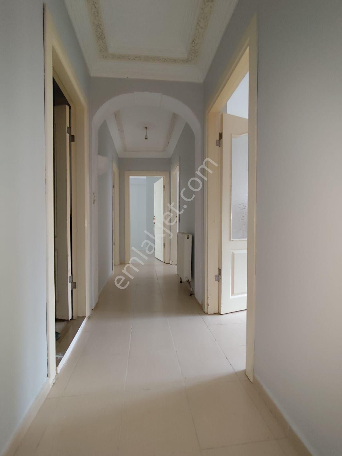 Tombakzade Cadde Üzeri Kiralık 2+1 - Görsel 6