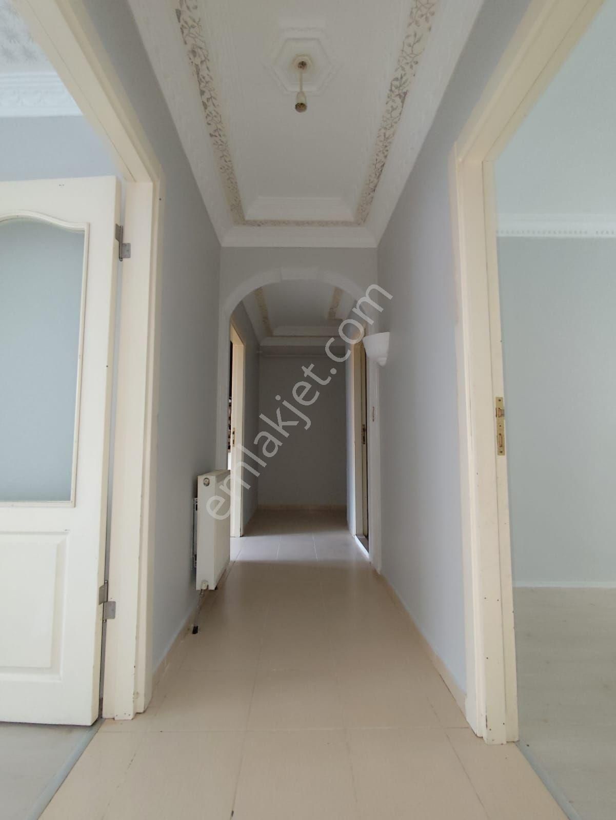 Tombakzade Cadde Üzeri Kiralık 2+1 - Görsel 7