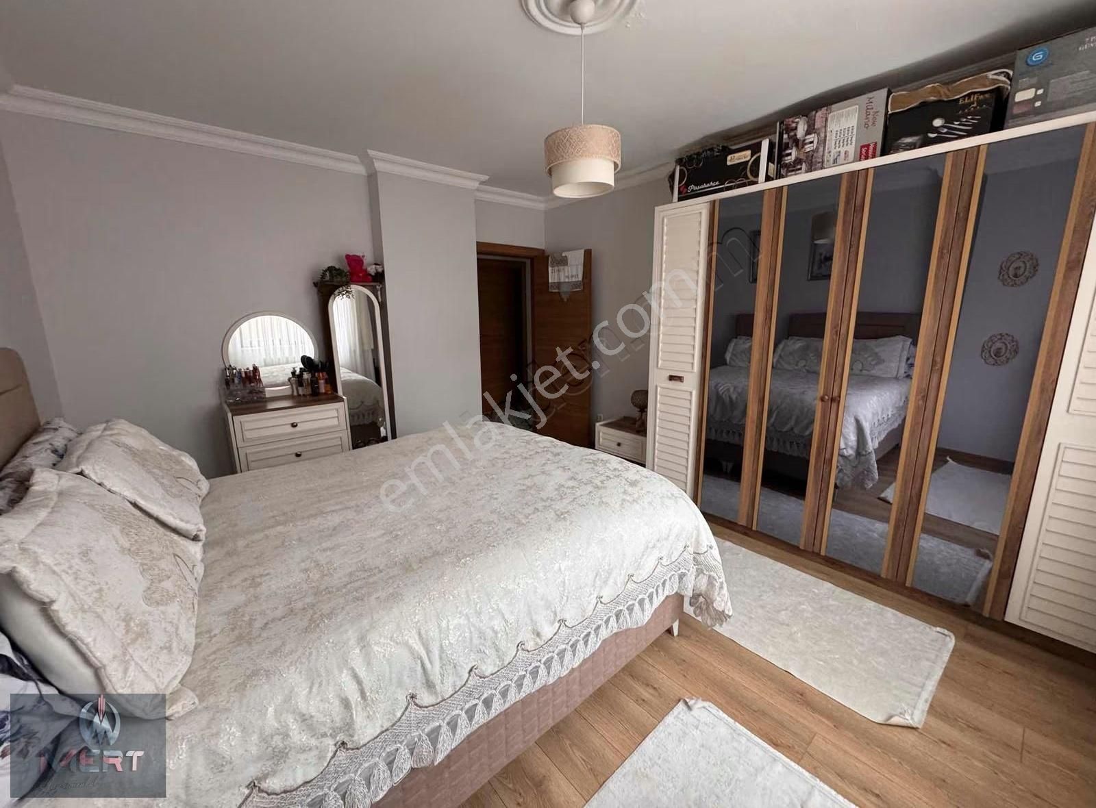 İnönüde Metronun Dibinde | Teraslı Geniş 4+1 | İskanlı - Görsel 5