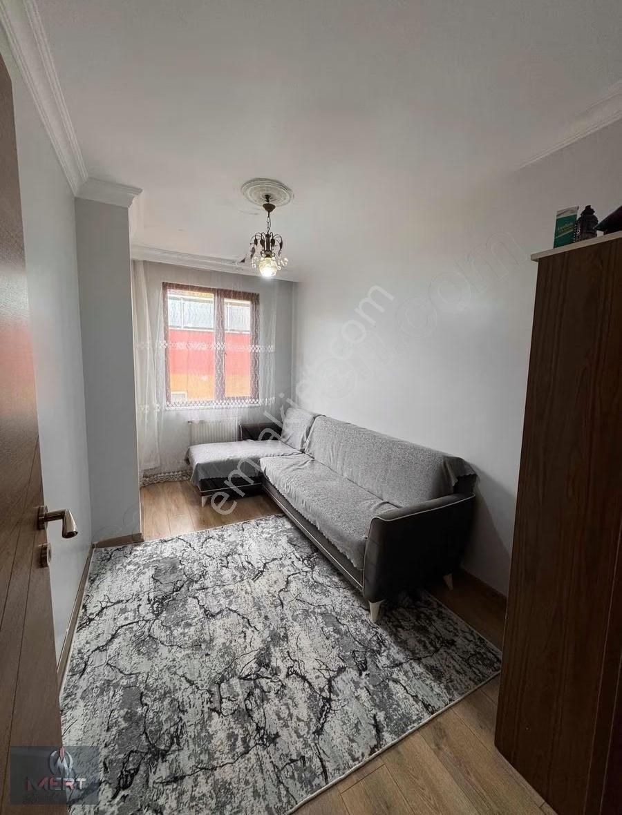 İnönüde Metronun Dibinde | Teraslı Geniş 4+1 | İskanlı - Görsel 2