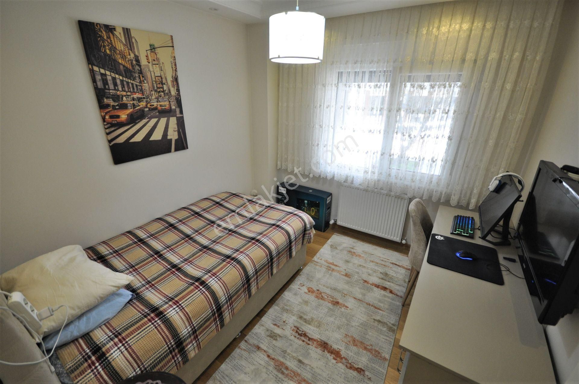 Next House'dan Bahçelievler Merkez, Güvenlikli Site, 2+1, Fırsat - Görsel 16