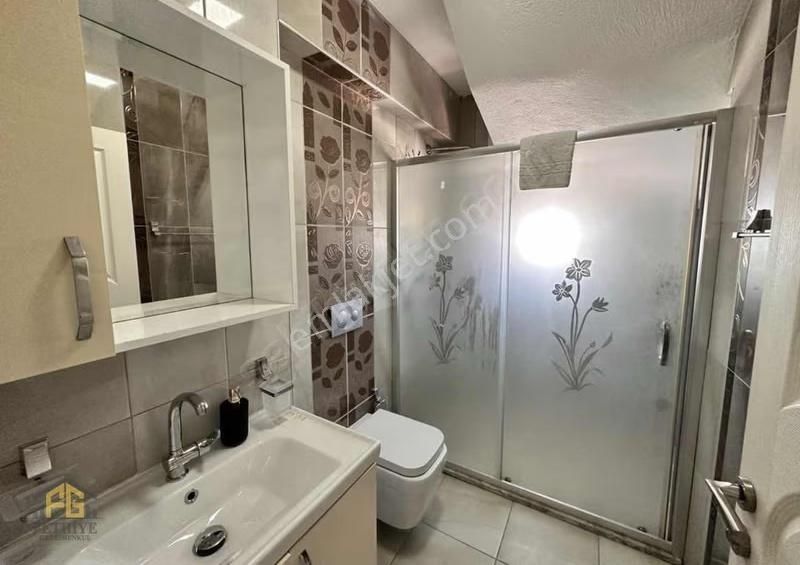 Akarca Mahallesinde Eşyalı Kiralık 1+1 Daire - Görsel 5