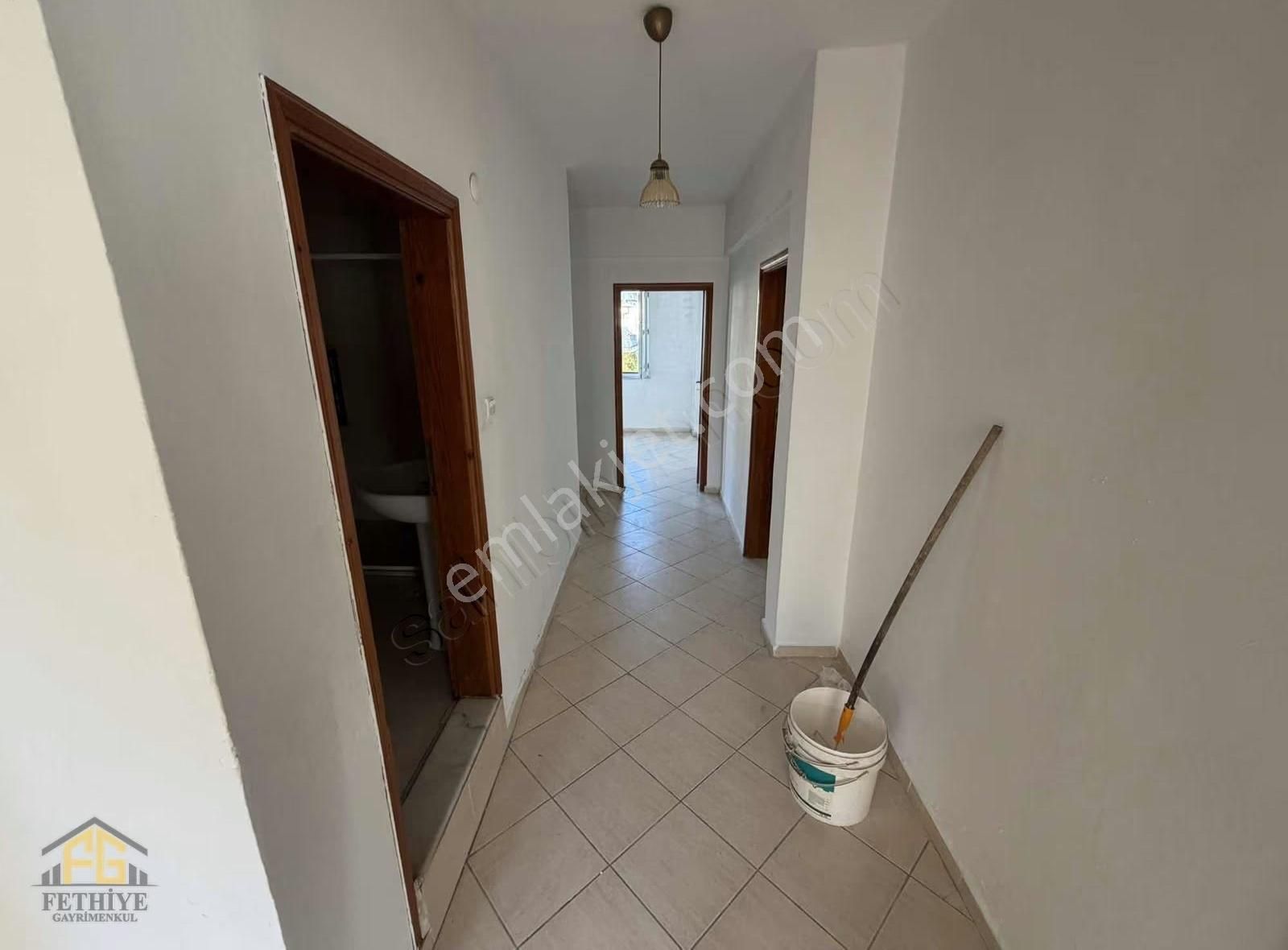 Tuzla Mahallesinde Eşyasız 3+1 Kiralık Daire - Görsel 11