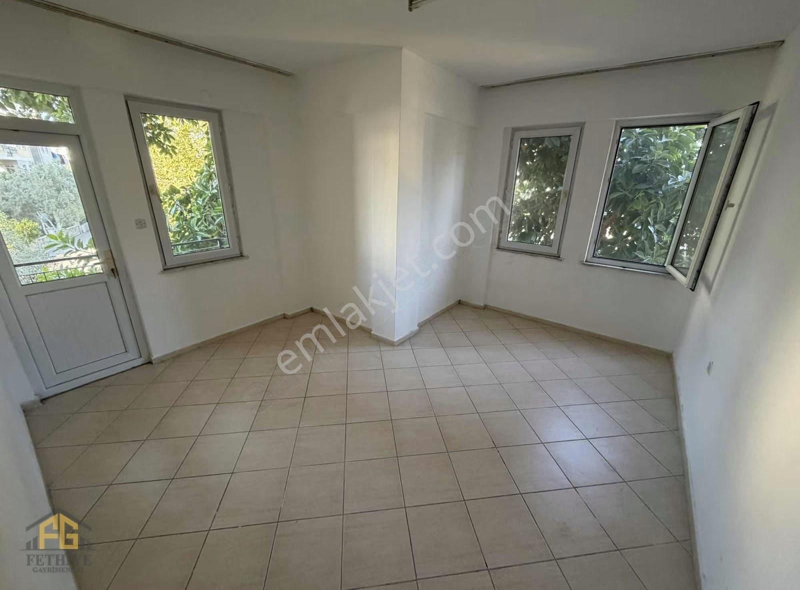 Tuzla Mahallesinde Eşyasız 3+1 Kiralık Daire - Görsel 10