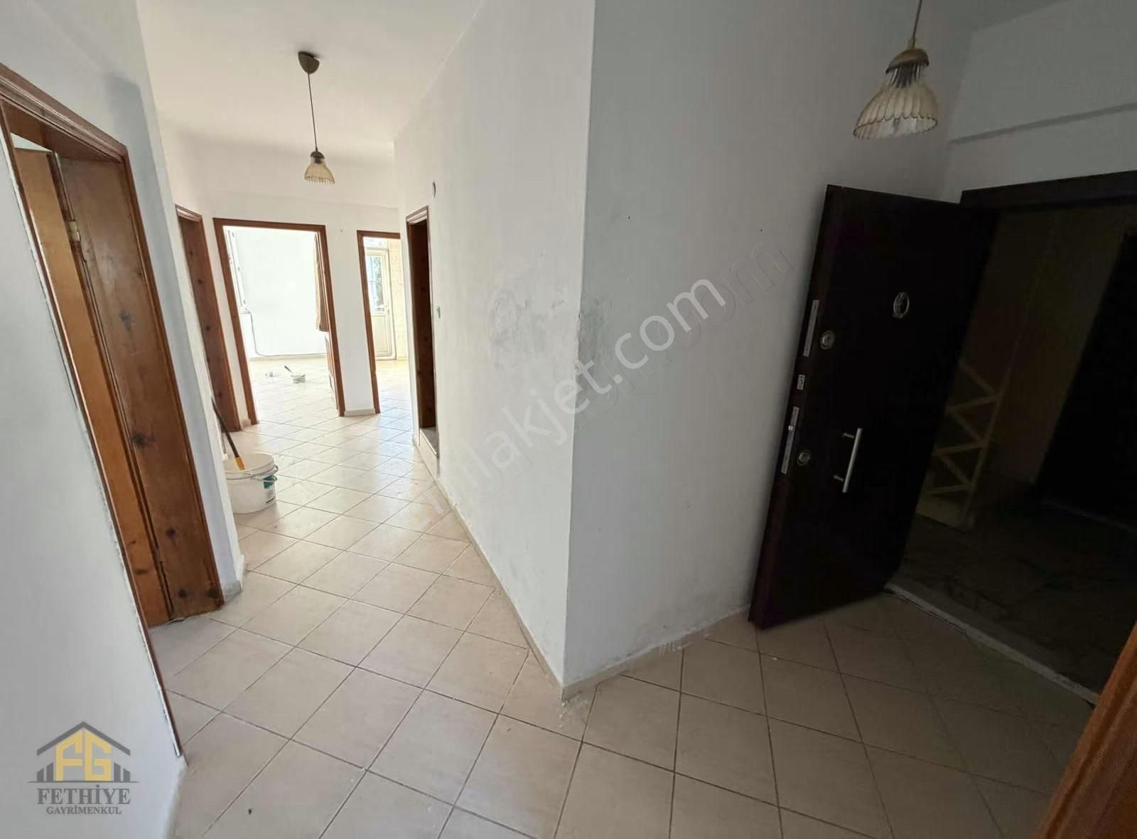 Tuzla Mahallesinde Eşyasız 3+1 Kiralık Daire - Görsel 19