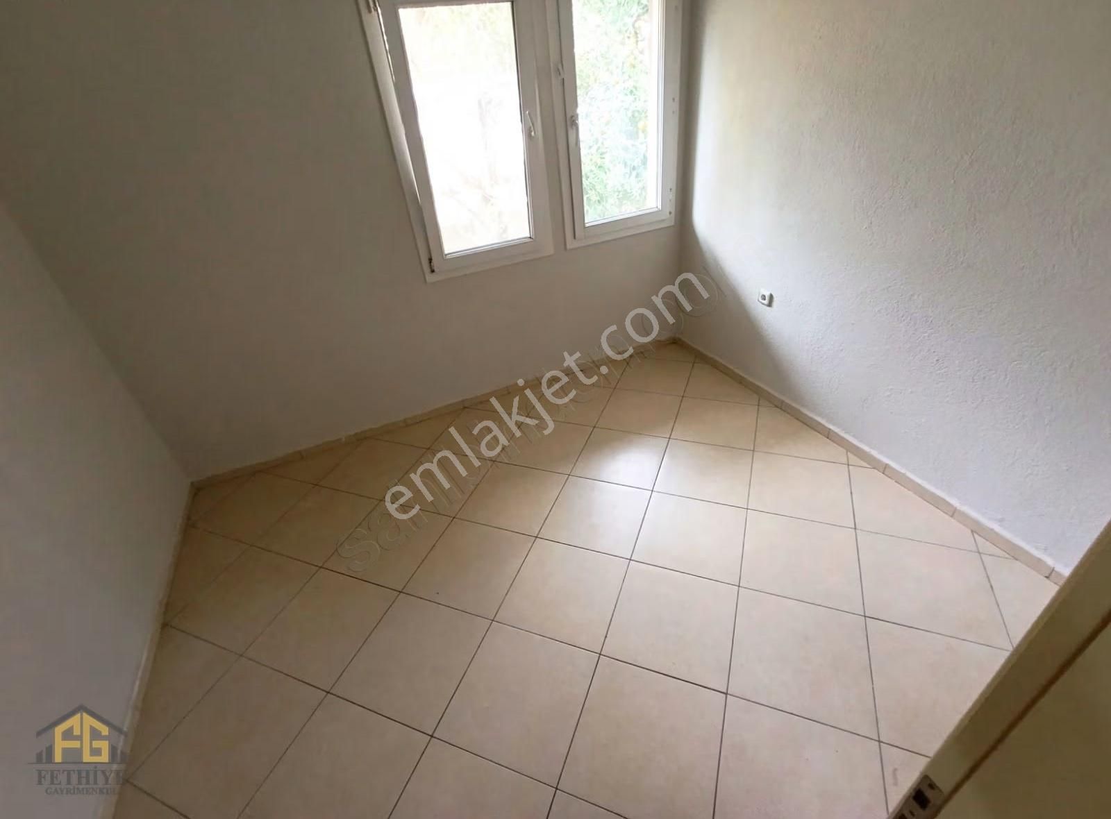 Fethiye Erasta Avm Yakını Müstakil Girişli 2+1 - Görsel 2