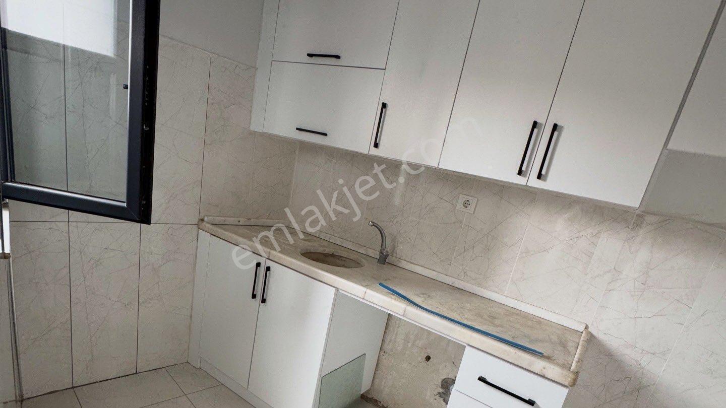 Akören İlçe Merkezinde Komple Satılık 5 Dükkan 3 Daire - Görsel 6