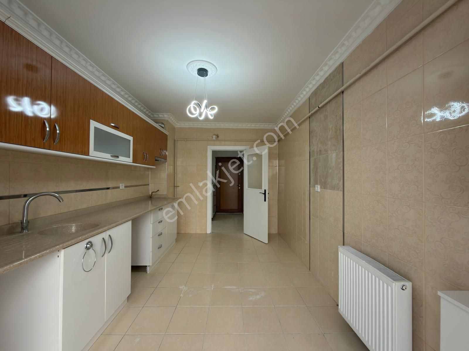 Keçiören Kanunı Mah Y.giriş Altı Daire Asansörlü Teras Balkonlu Daire - Görsel 5