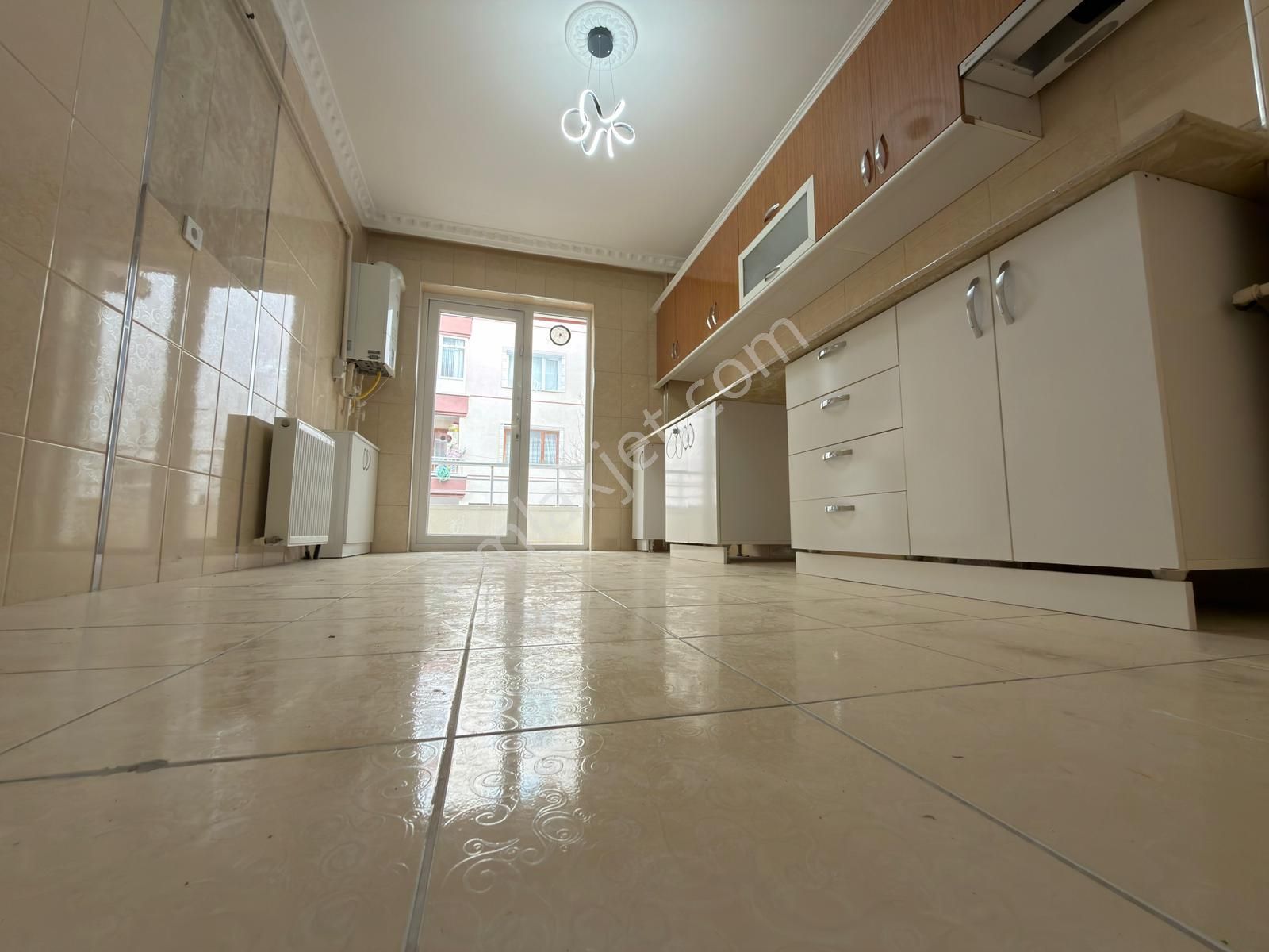 Keçiören Kanunı Mah Y.giriş Altı Daire Asansörlü Teras Balkonlu Daire - Görsel 2