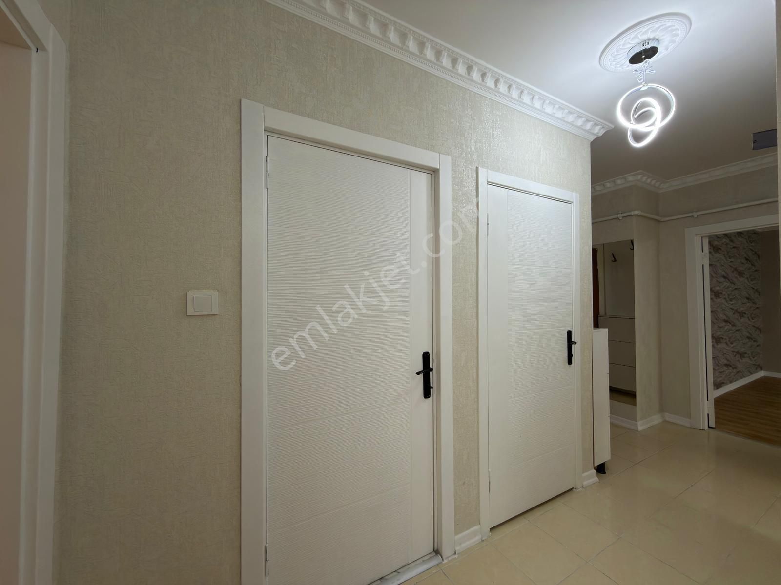 Keçiören Kanunı Mah Y.giriş Altı Daire Asansörlü Teras Balkonlu Daire - Görsel 22