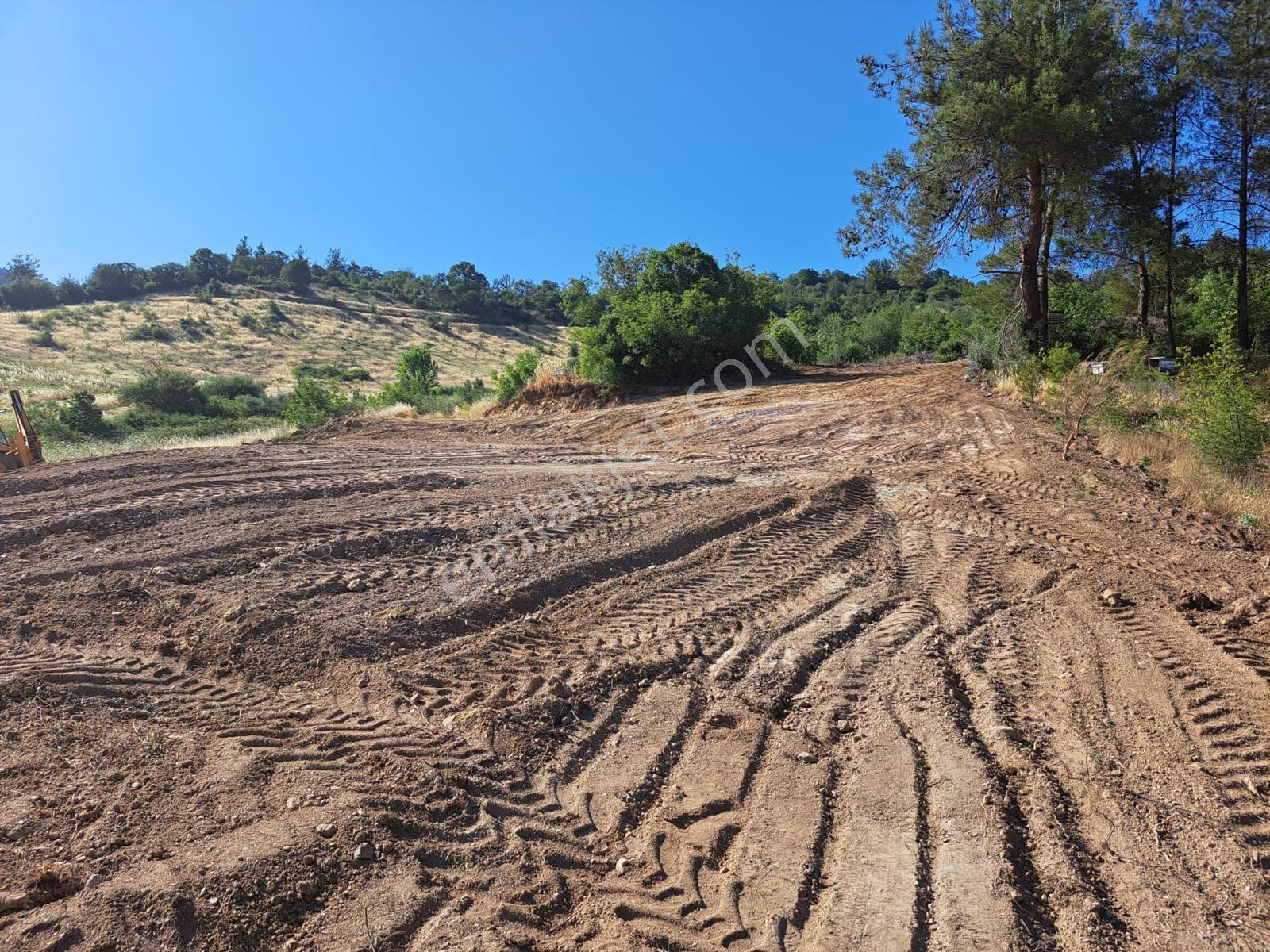 Mir'den Kepsut Dereli'de 300 M2 %40 İki Kat İmarlı Satılık Arsa - Görsel 8