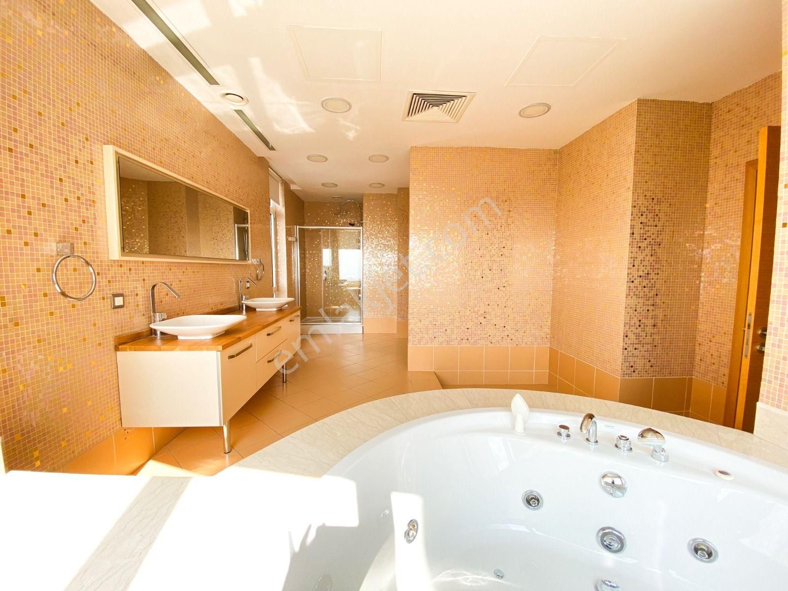 Şişli Plaza Kiralık Muhteşem Manzara Tam Kat 5+1 Daire - Görsel 18