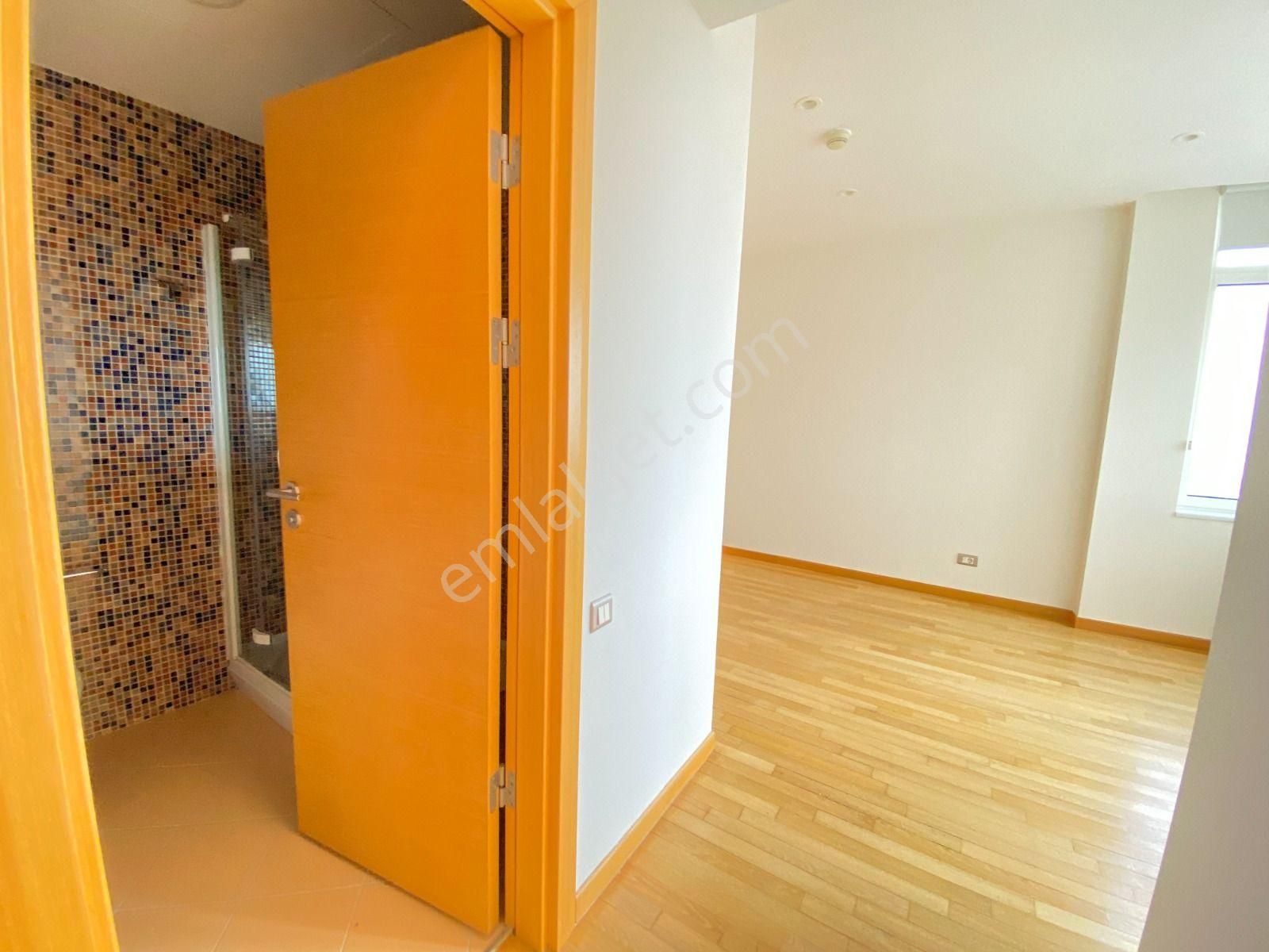 Şişli Plaza Kiralık Muhteşem Manzara Tam Kat 5+1 Daire - Görsel 23