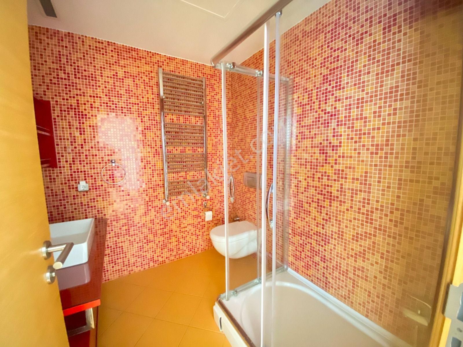 Şişli Plaza Kiralık Muhteşem Manzara Tam Kat 5+1 Daire - Görsel 14