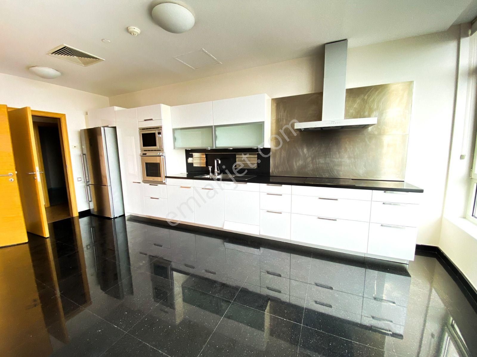 Şişli Plaza Kiralık Muhteşem Manzara Tam Kat 5+1 Daire - Görsel 11