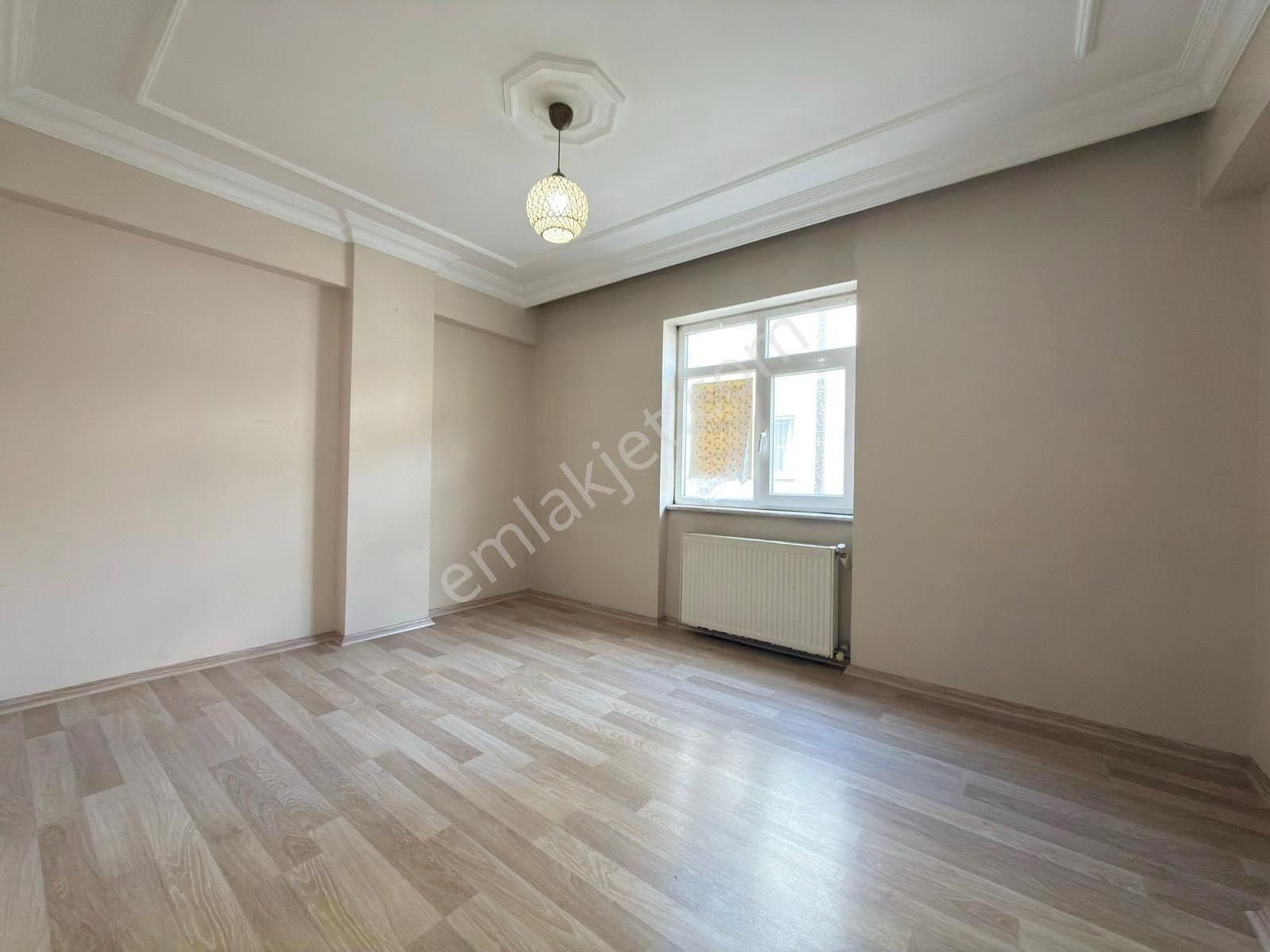 Salih Emlak 'tan Satılık 2+1 Kat Tapulu 2.kat Balkonlu Daire - Görsel 7