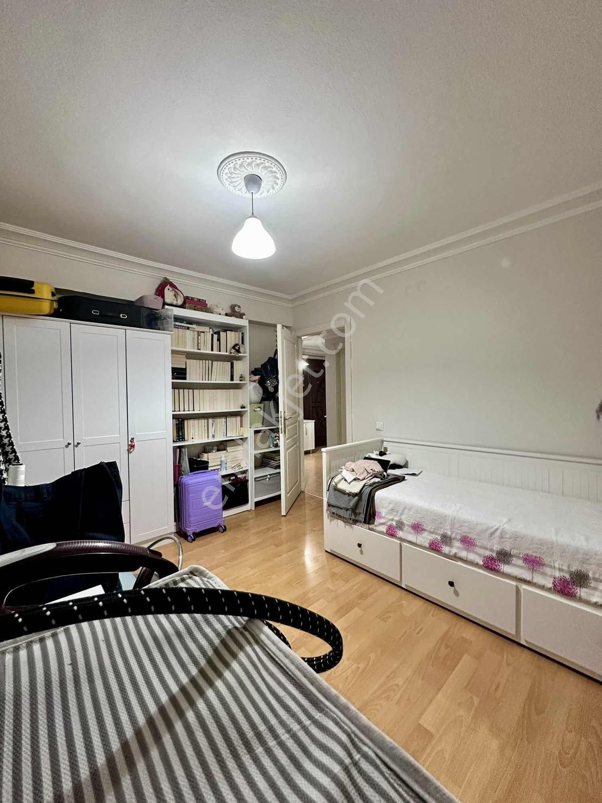 Alsancakta Harika Konumda 2+1 Masrafsız Satılık Daire - Görsel 17