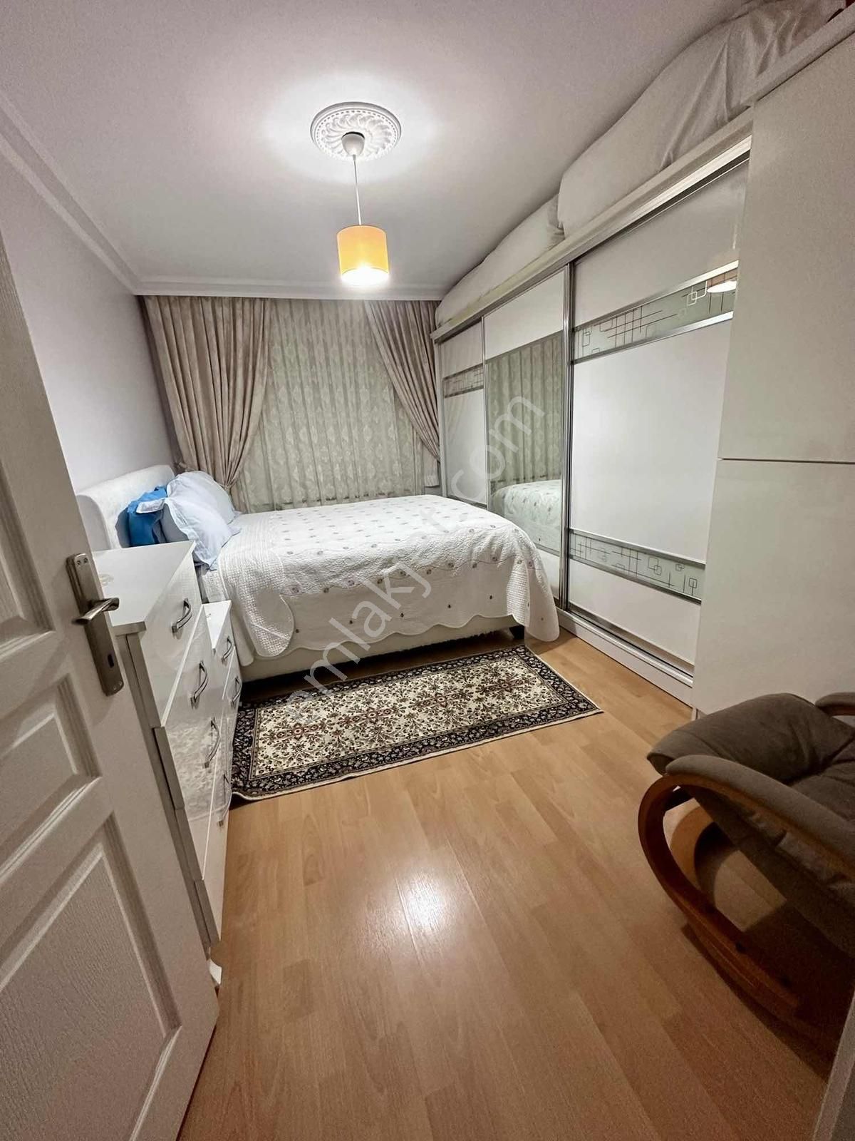 Alsancakta Harika Konumda 2+1 Masrafsız Satılık Daire - Görsel 20