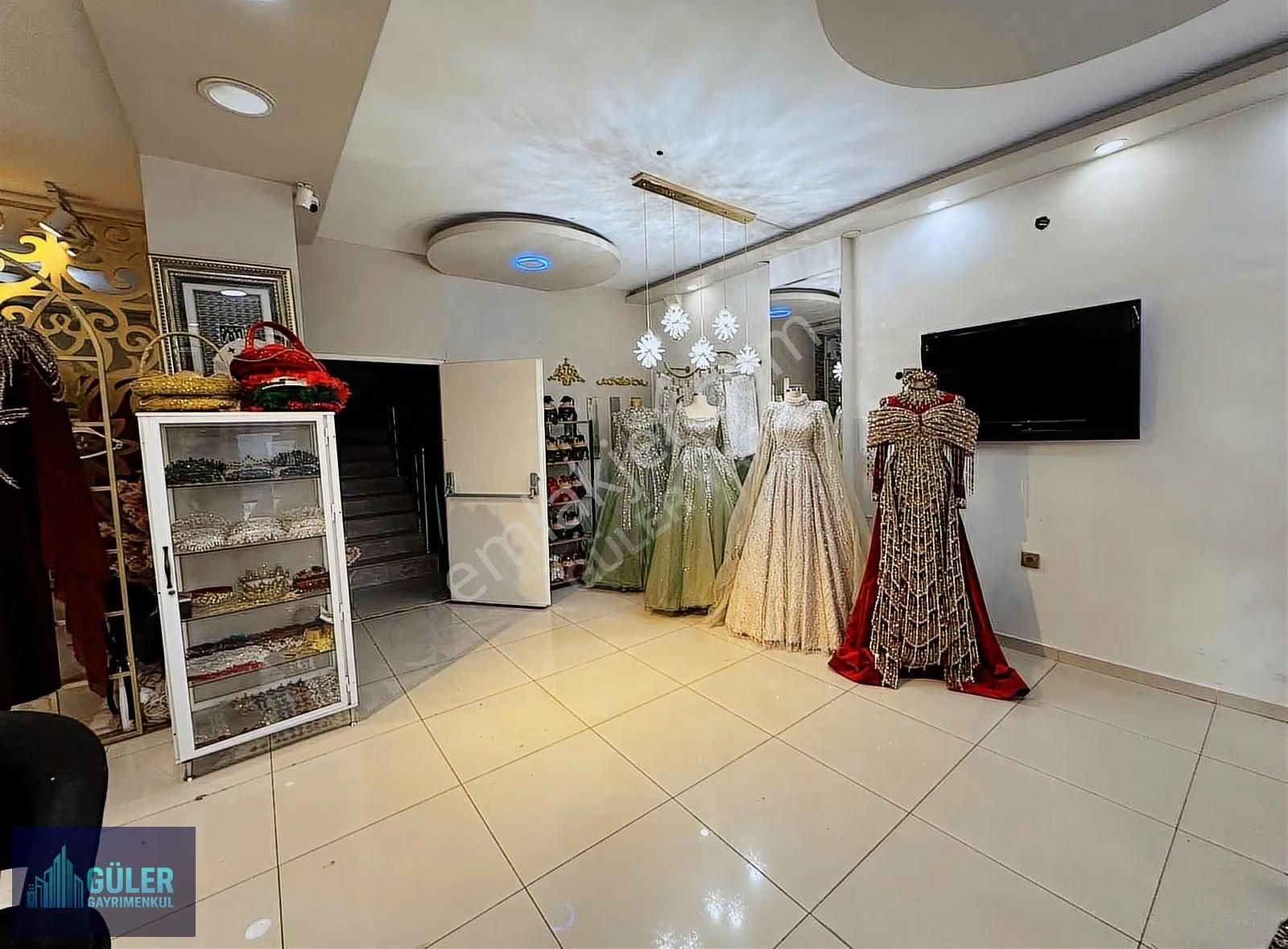 Güler'den Devren Kiralık 3 Katlı Kuaför - Görsel 25