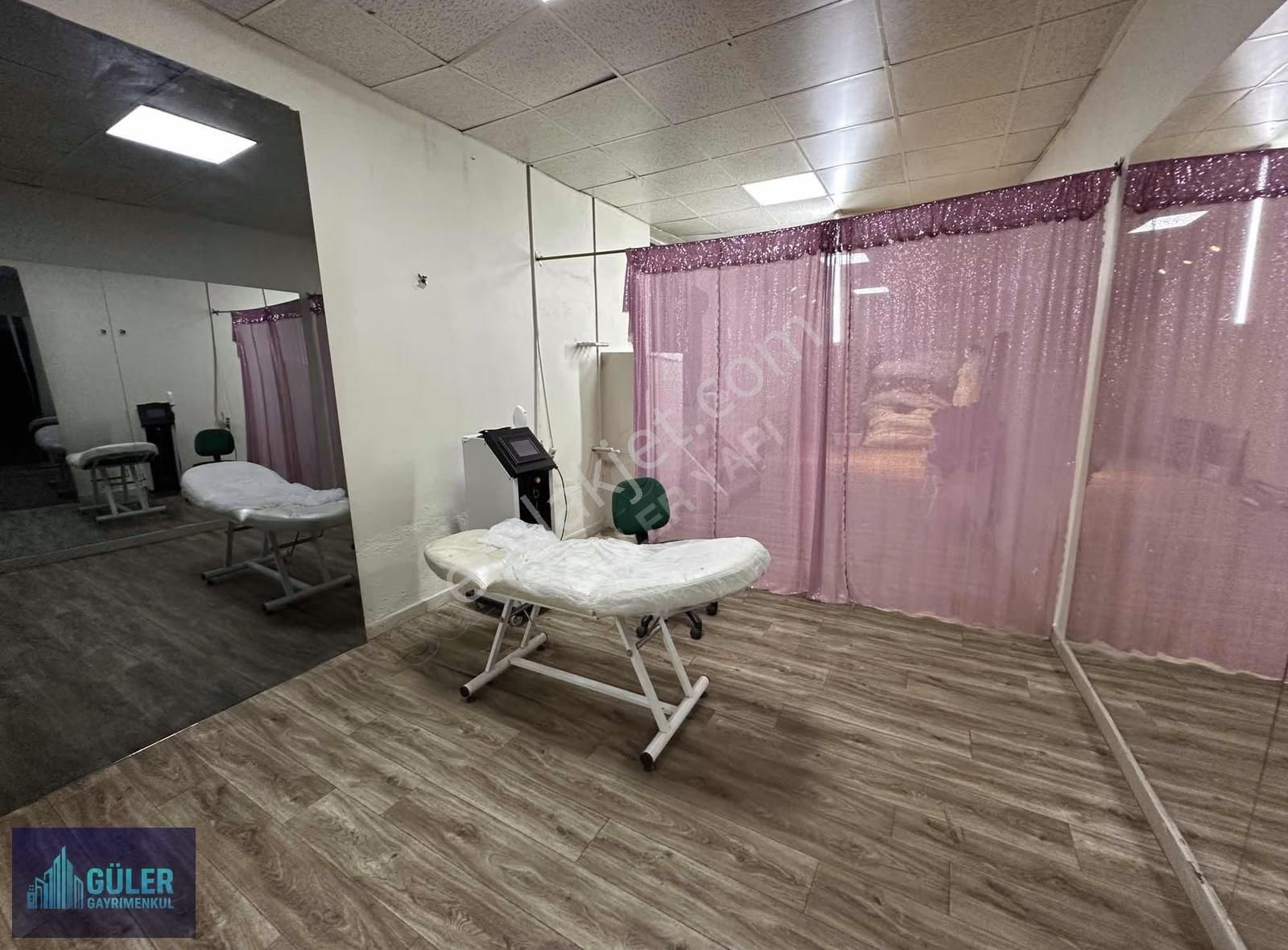 Güler'den Devren Kiralık 3 Katlı Kuaför - Görsel 32