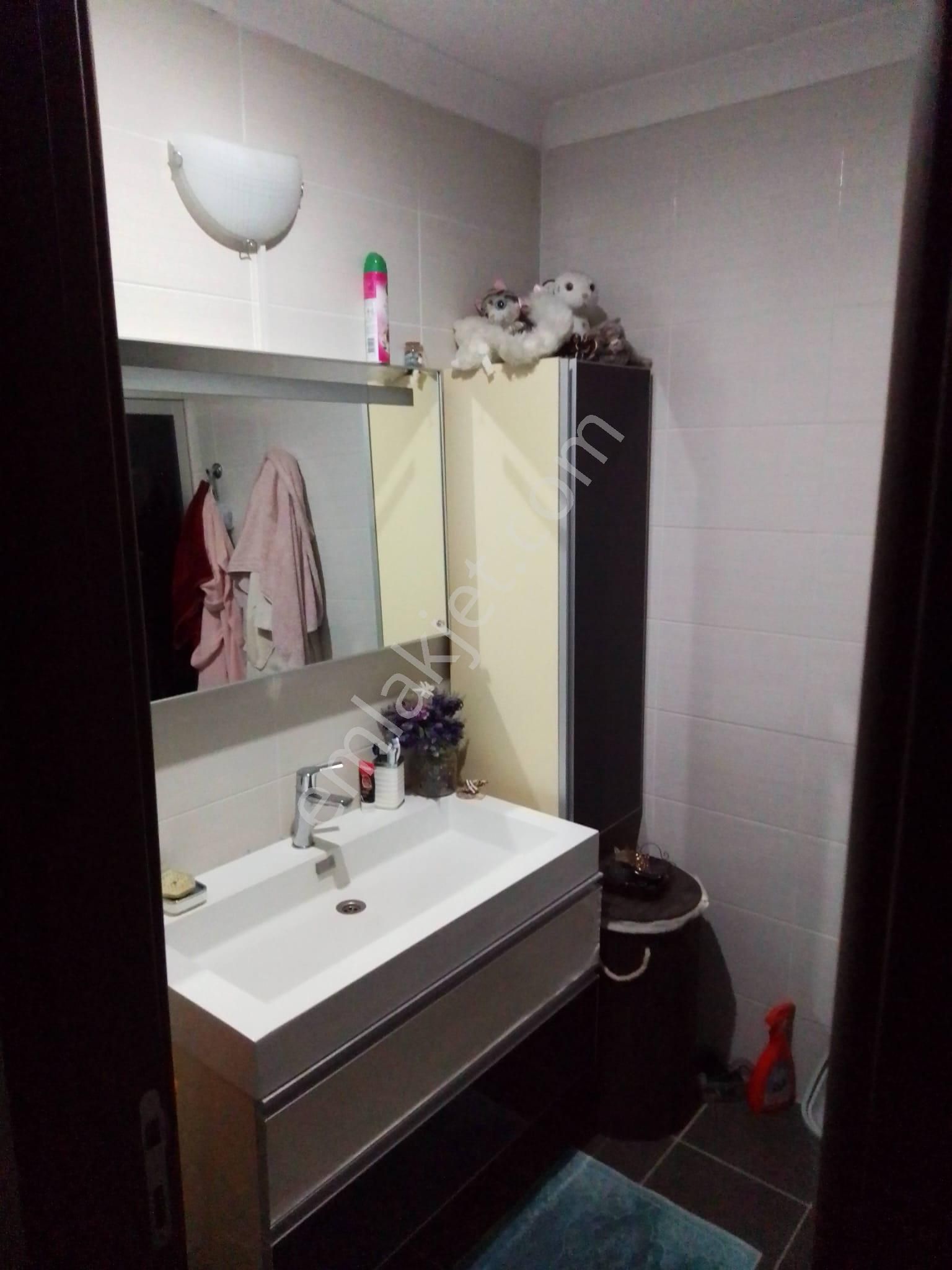 Beylikdüzü Barış Mahallesi Rezidans'ta 2+1 Amerikan Mutfaklı Bakımlı Satılık Daire - Görsel 6