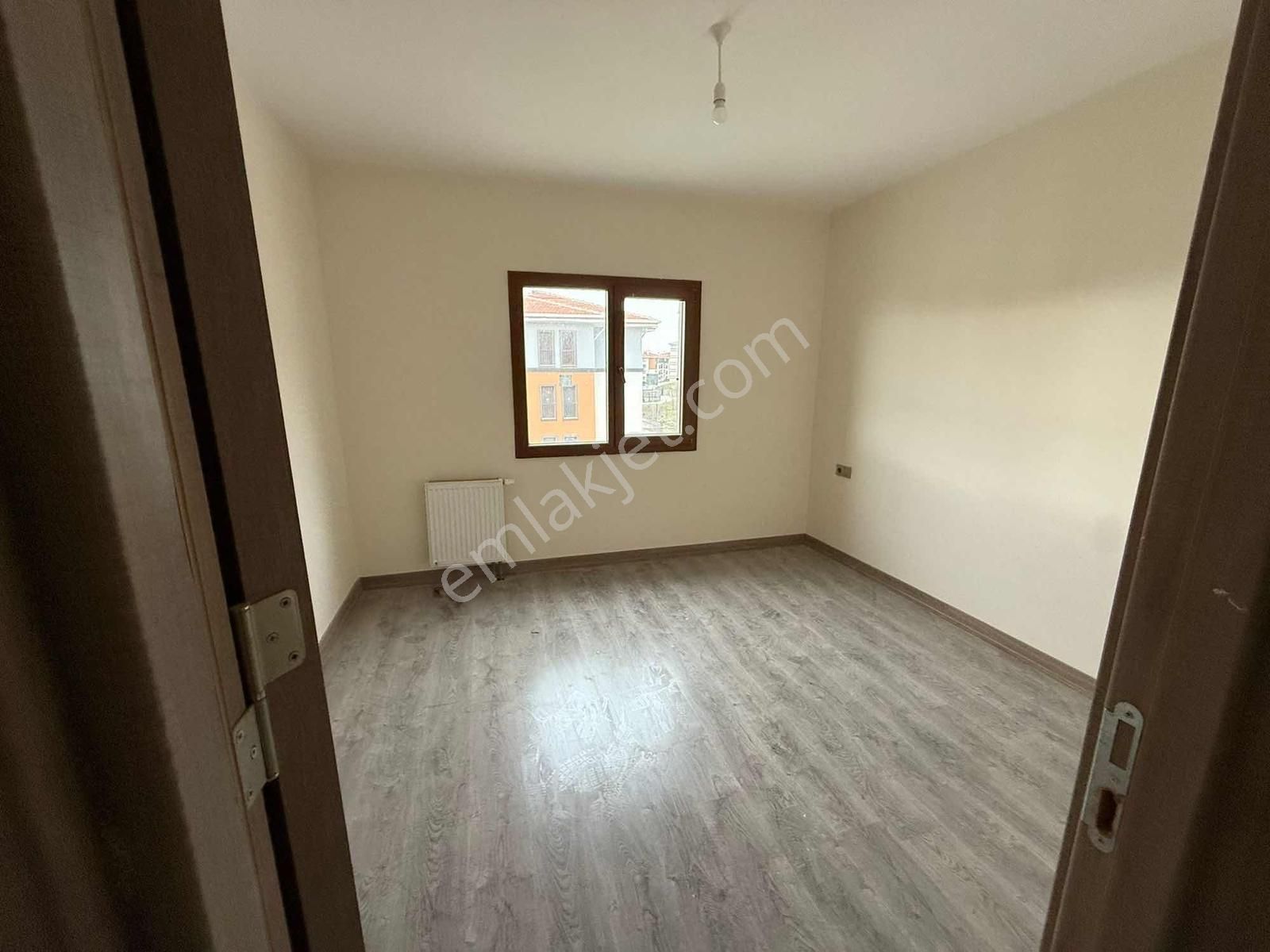 Anka Emlak'dan Part+okul+ticaret Merkezi + Dibinde Kiralık Manza - Görsel 10