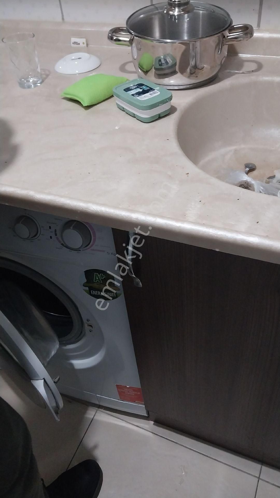 Aydın Efeler Zafer Mahallesinde Asansörlü Kiralık 1+1 Eşyalı - Görsel 30